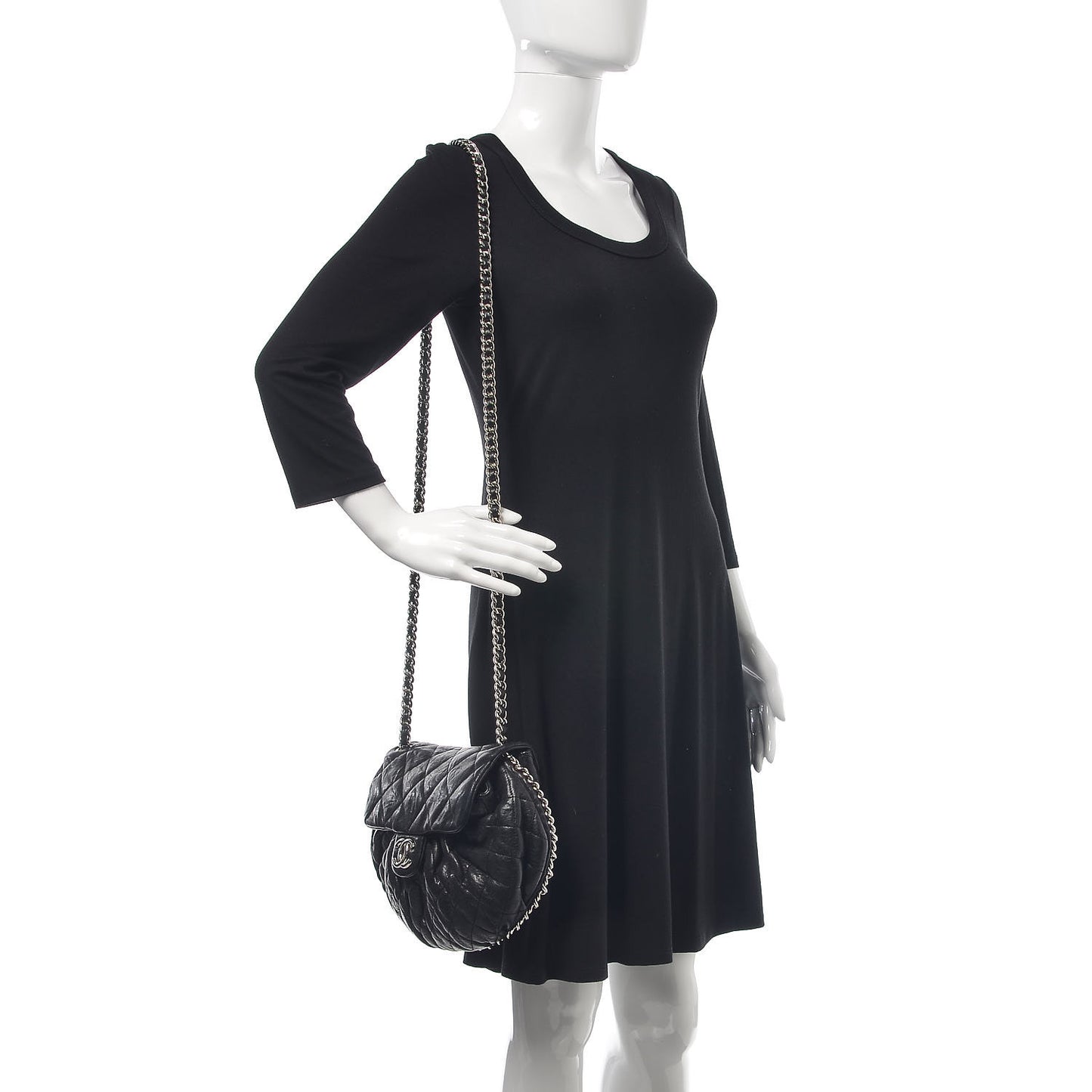 Washed Lambskin Quilted Medium Chain Around Messenger Black