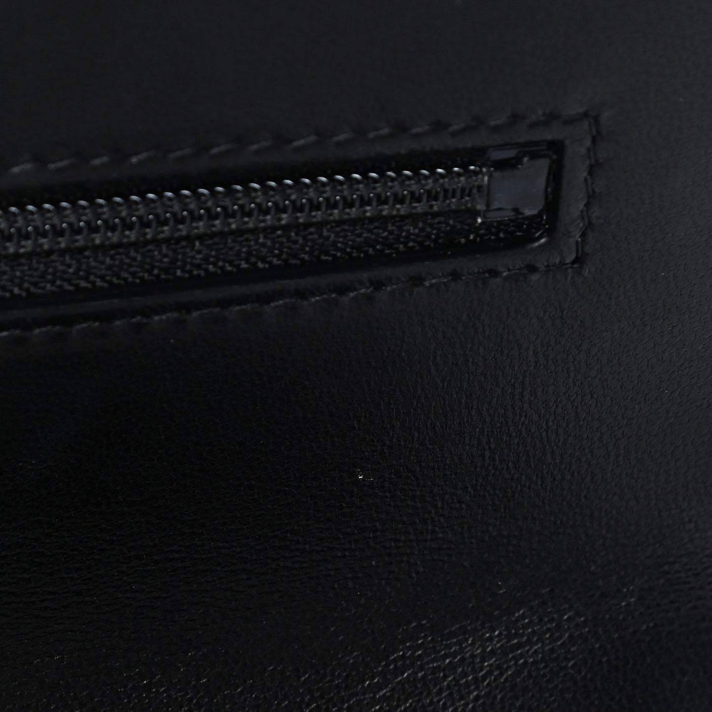 Lambskin Plexi Quilted Wallet On Chain WOC Black