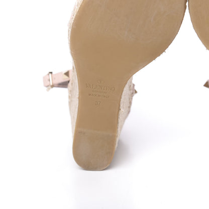 Valentino Garavani Grained Calfskin Rockstud Ankle Strap Espadrille 15/105mm Wedge Sandals 37 Rose Quartz Natural 9 of 11