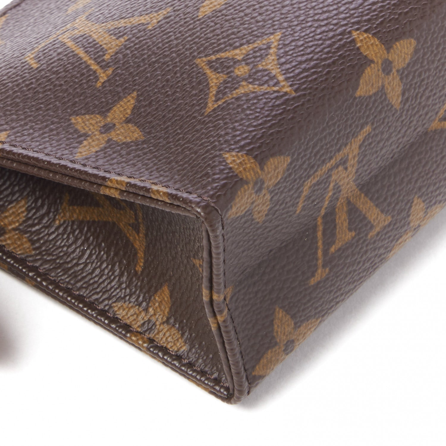 Louis Vuitton Monogram Toiletry Pouch 15 5 of 7