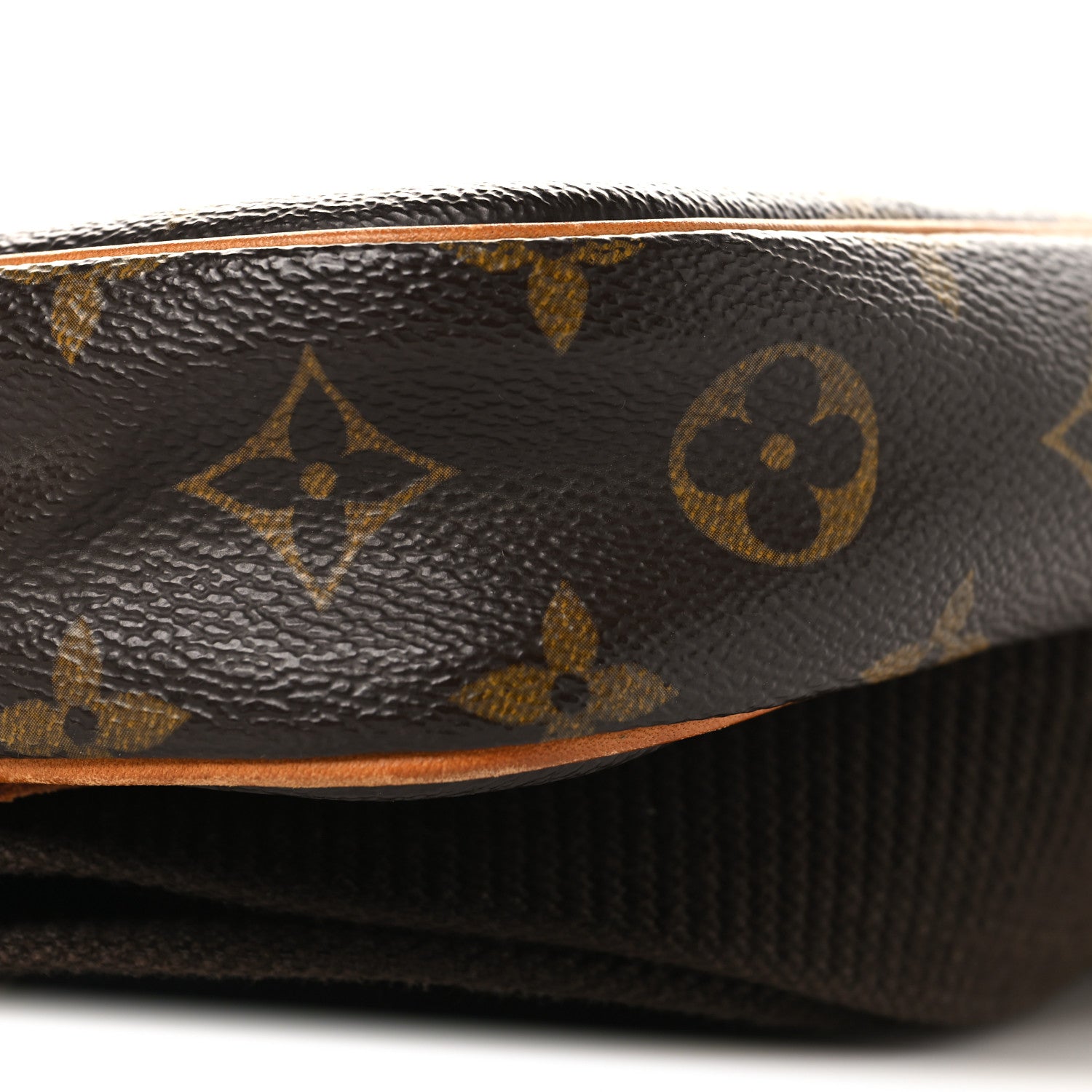 Louis Vuitton Monogram Pochette Gange 9 of 9