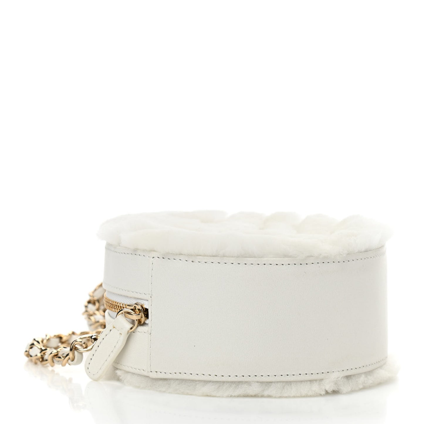 Fur Chevron Quilted Round Clutch With Chain White