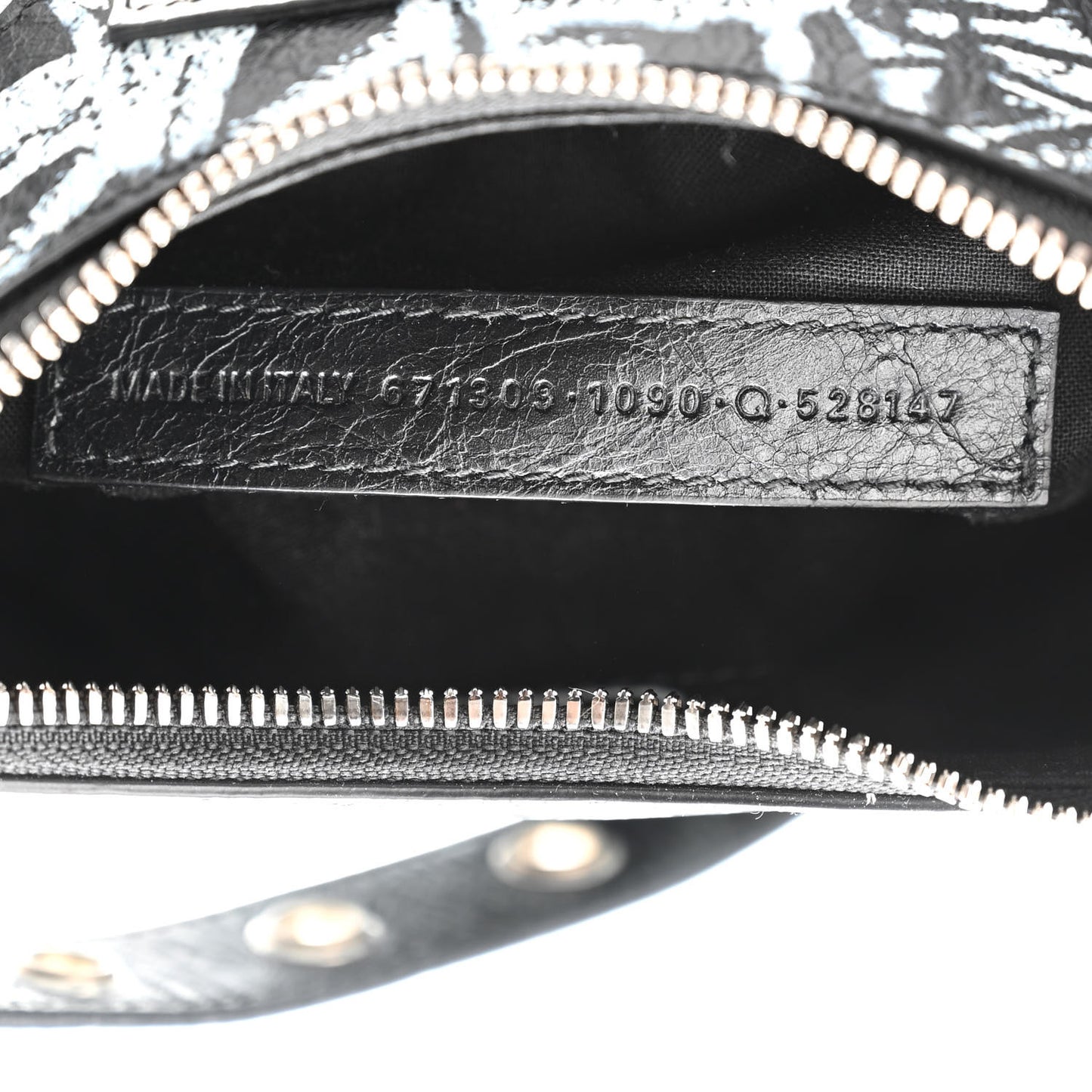 Agneau Arena Graffiti Le Cagole Shoulder Bag XS Black White