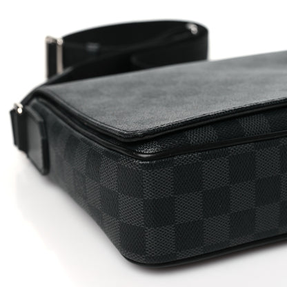 Louis Vuitton Damier Graphite District PM NM 8 of 10
