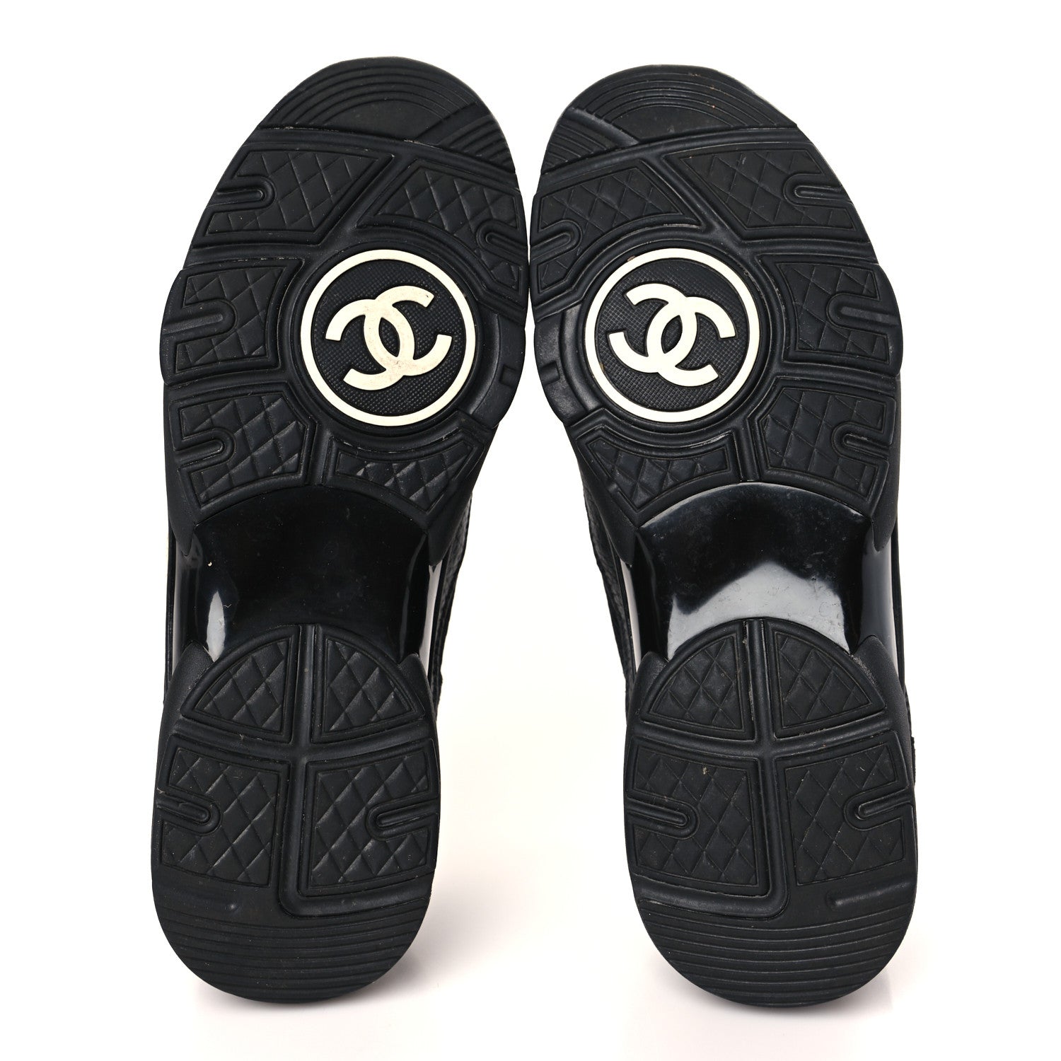 Chanel Mesh Suede Calfskin Grained Calfskin Womens CC Sneakers 39.5 White Black 5 of 7