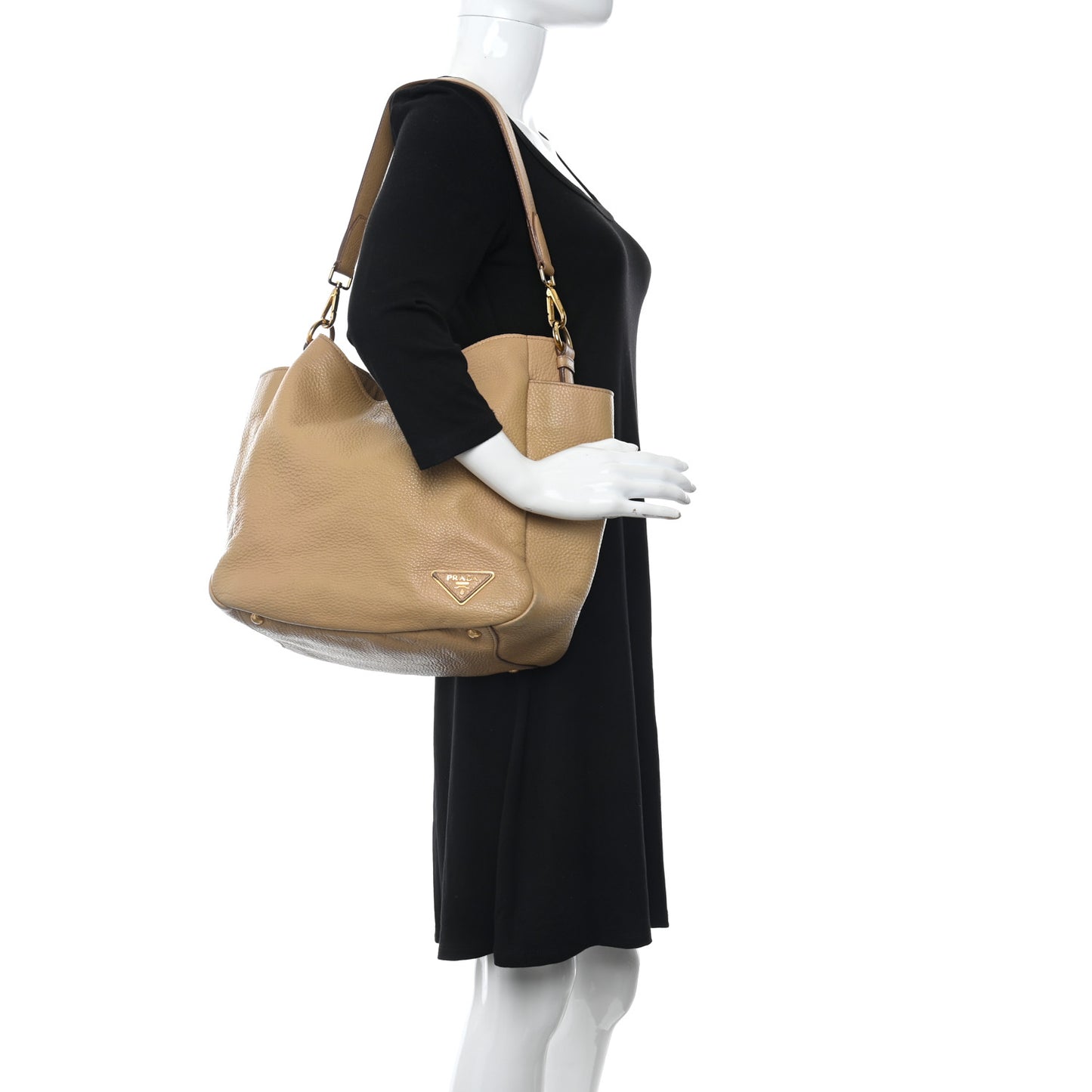 Vitello Daino Side Pocket Hobo Noisette