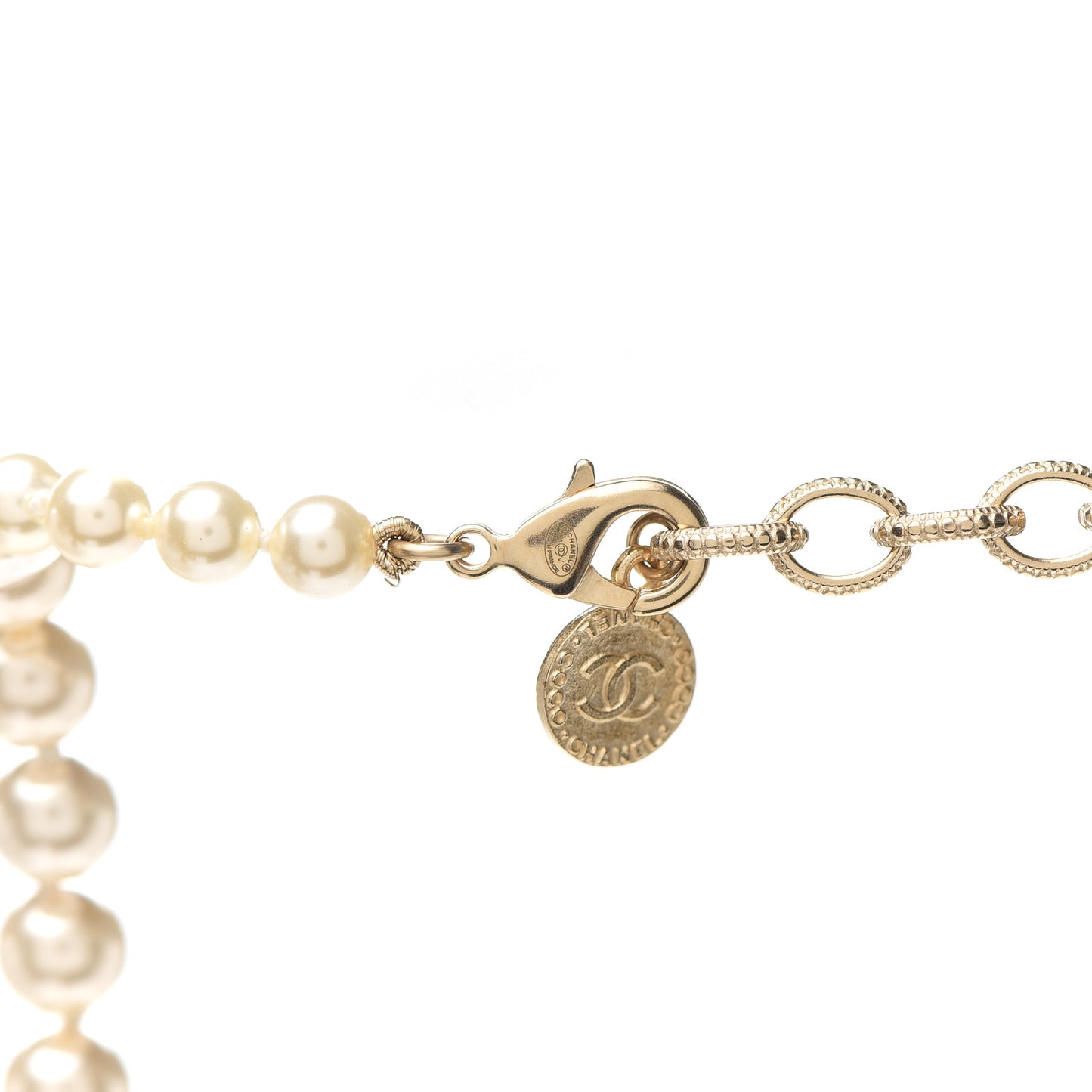 Graduated Pearl CC Short Necklace Gold