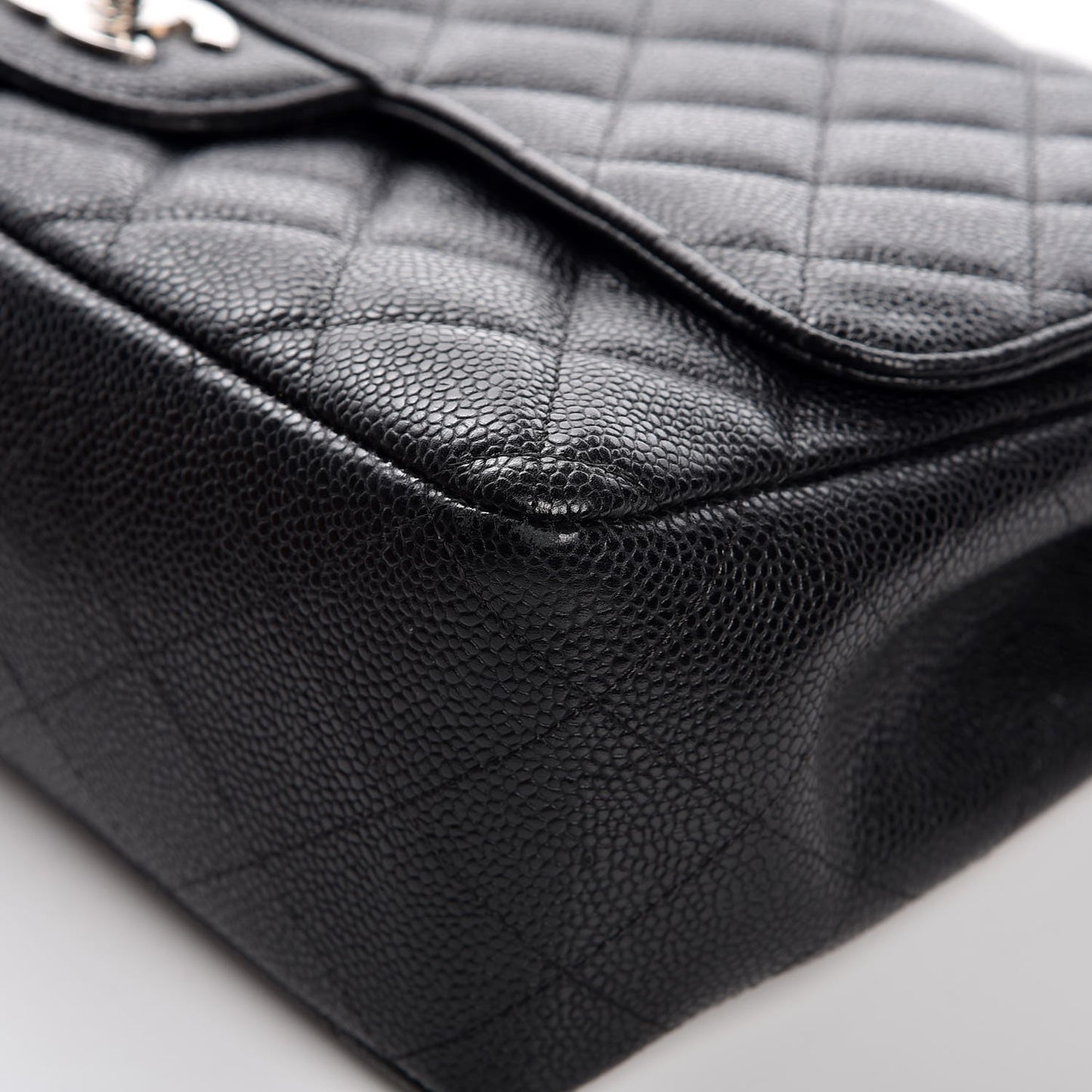 Caviar Quilted Jumbo Single Flap Black