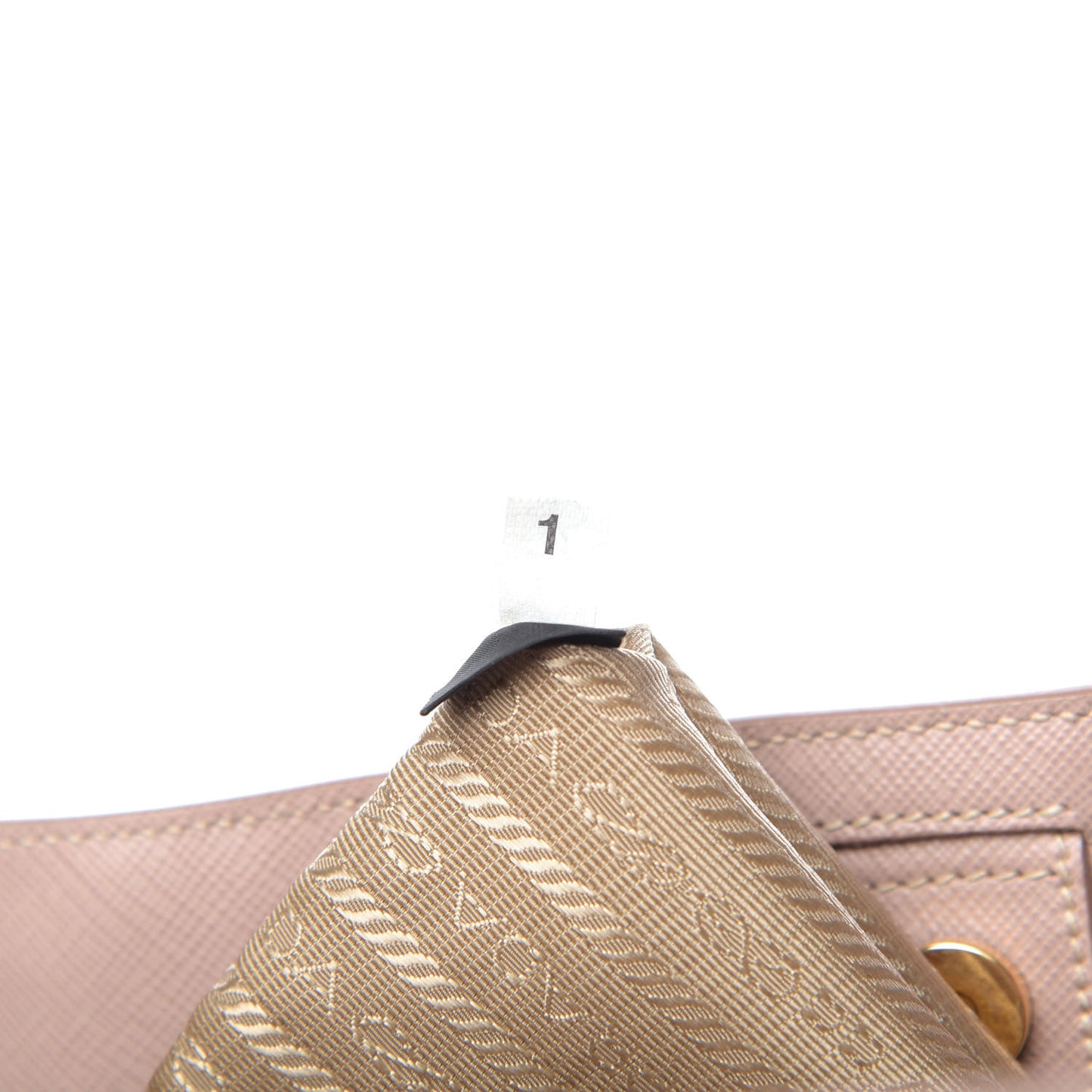 Saffiano Lux Medium Tote Cammeo