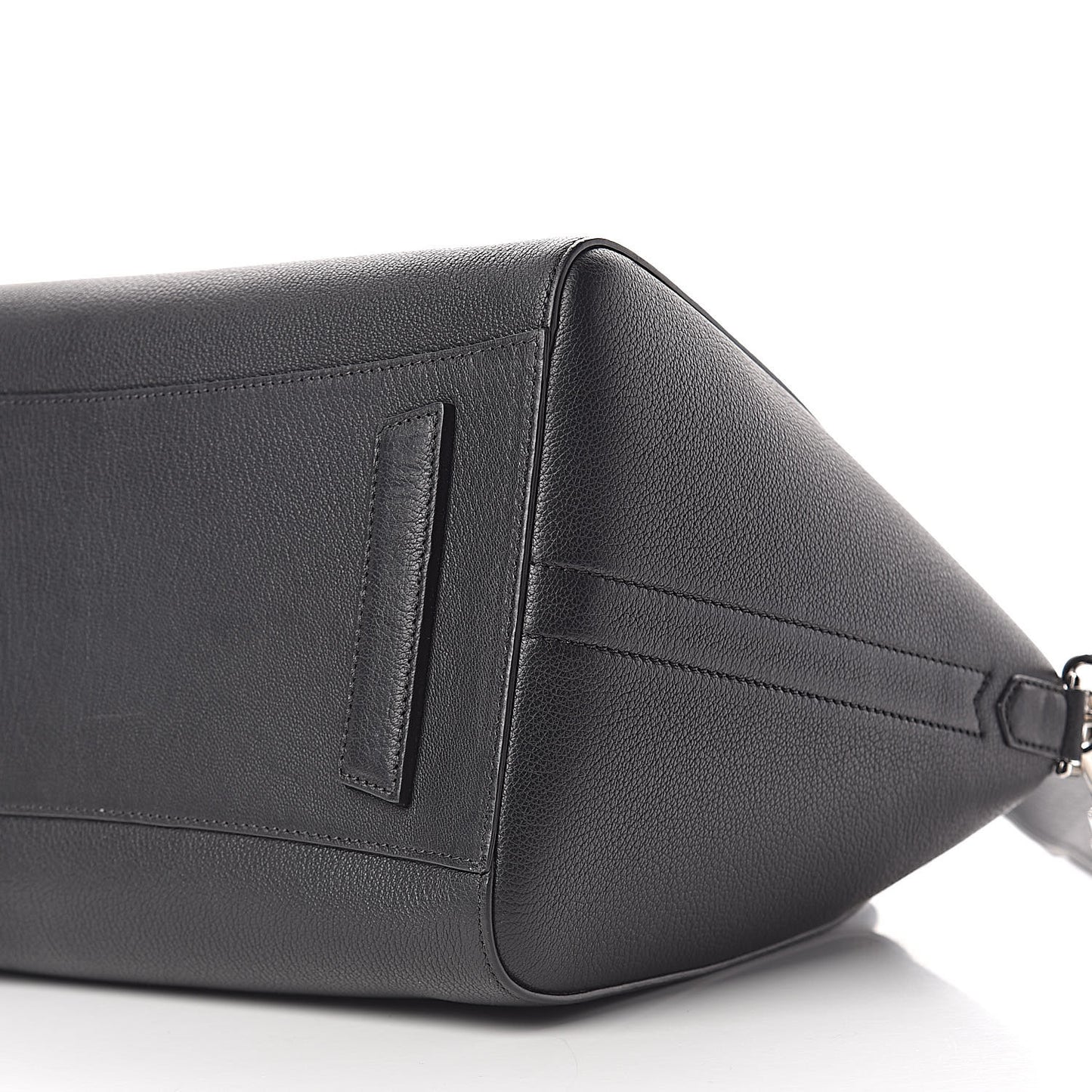 Sugar Goatskin Medium Antigona Black