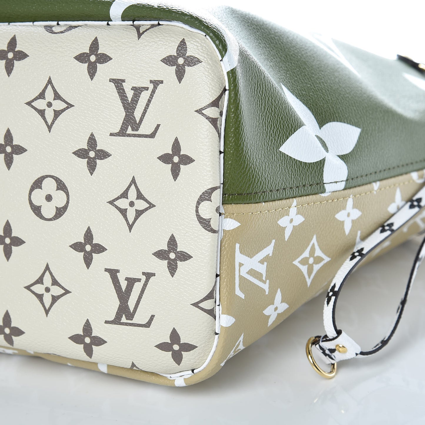 Monogram Giant Neverfull MM Kaki