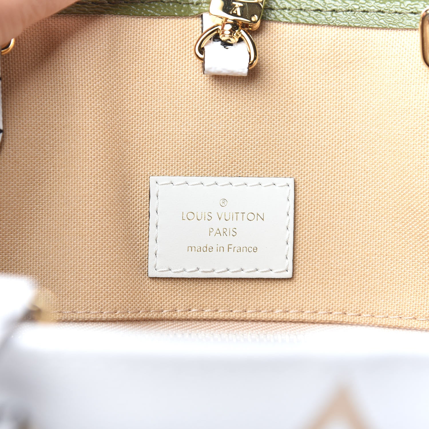 Louis Vuitton Monogram Giant Onthego GM Kaki Beige 6 of 9
