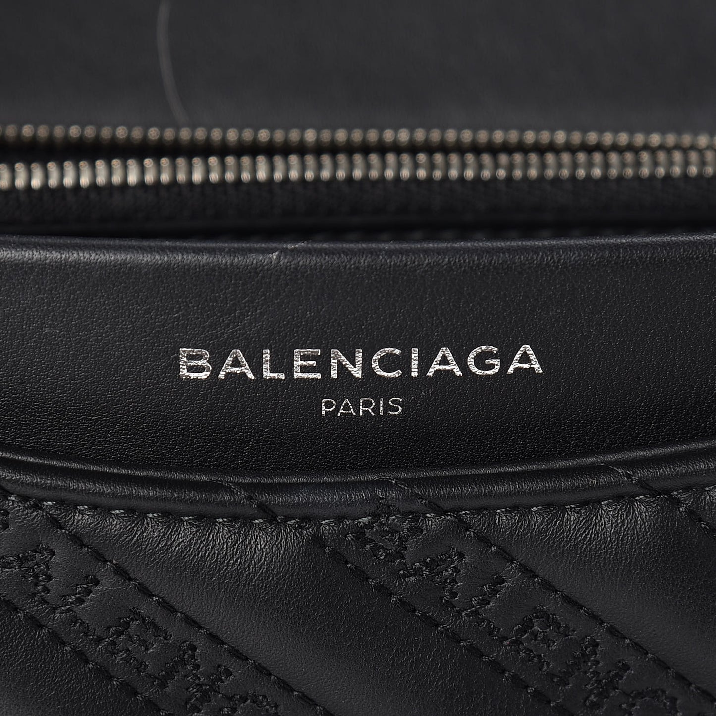 Calfskin Logo Matelasse M BB Chain Shoulder Bag Black
