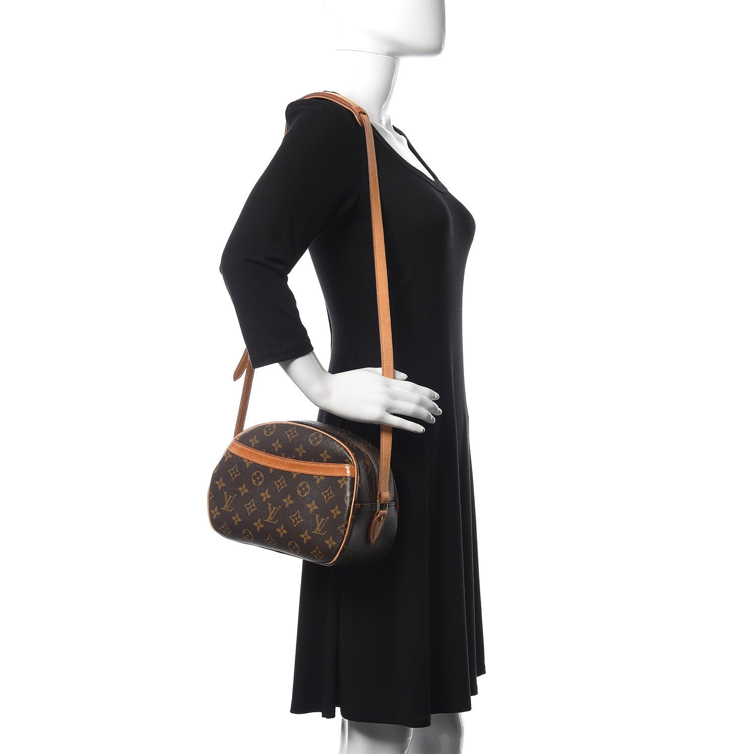 Louis Vuitton Monogram Blois 2 of 9