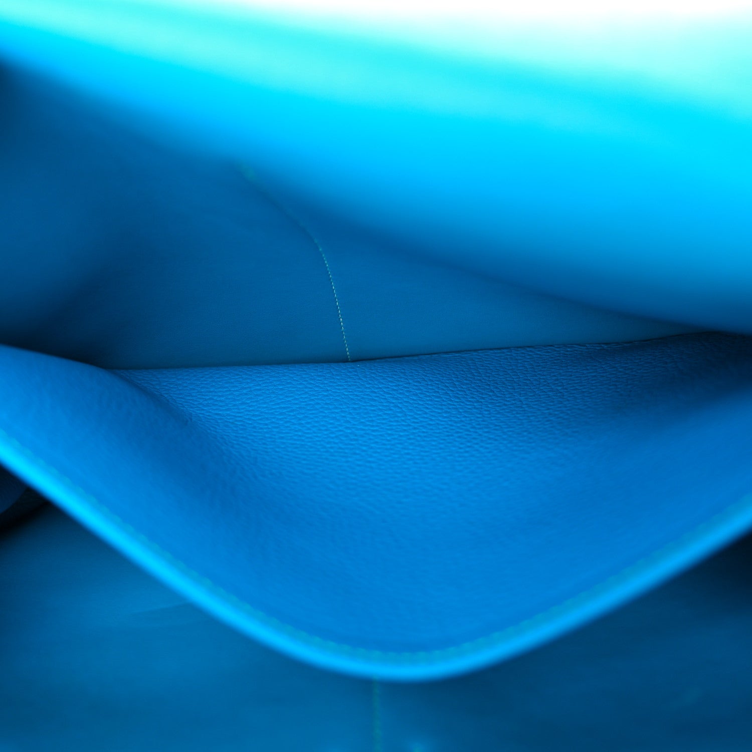 Hermes Taurillon Clemence Halzan 31 GM Bleu Frida 6 of 12