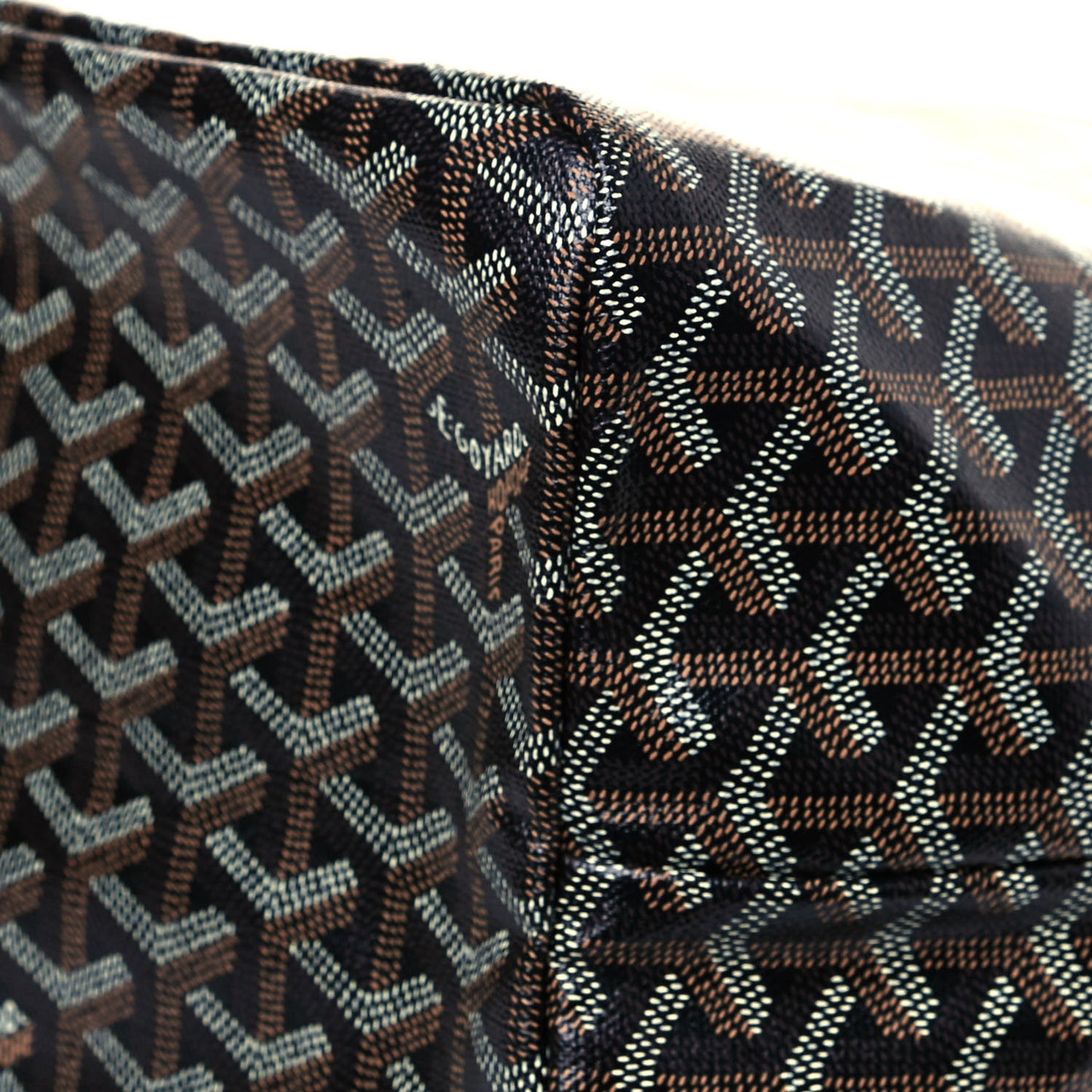 Goyardine Saint Louis GM Black
