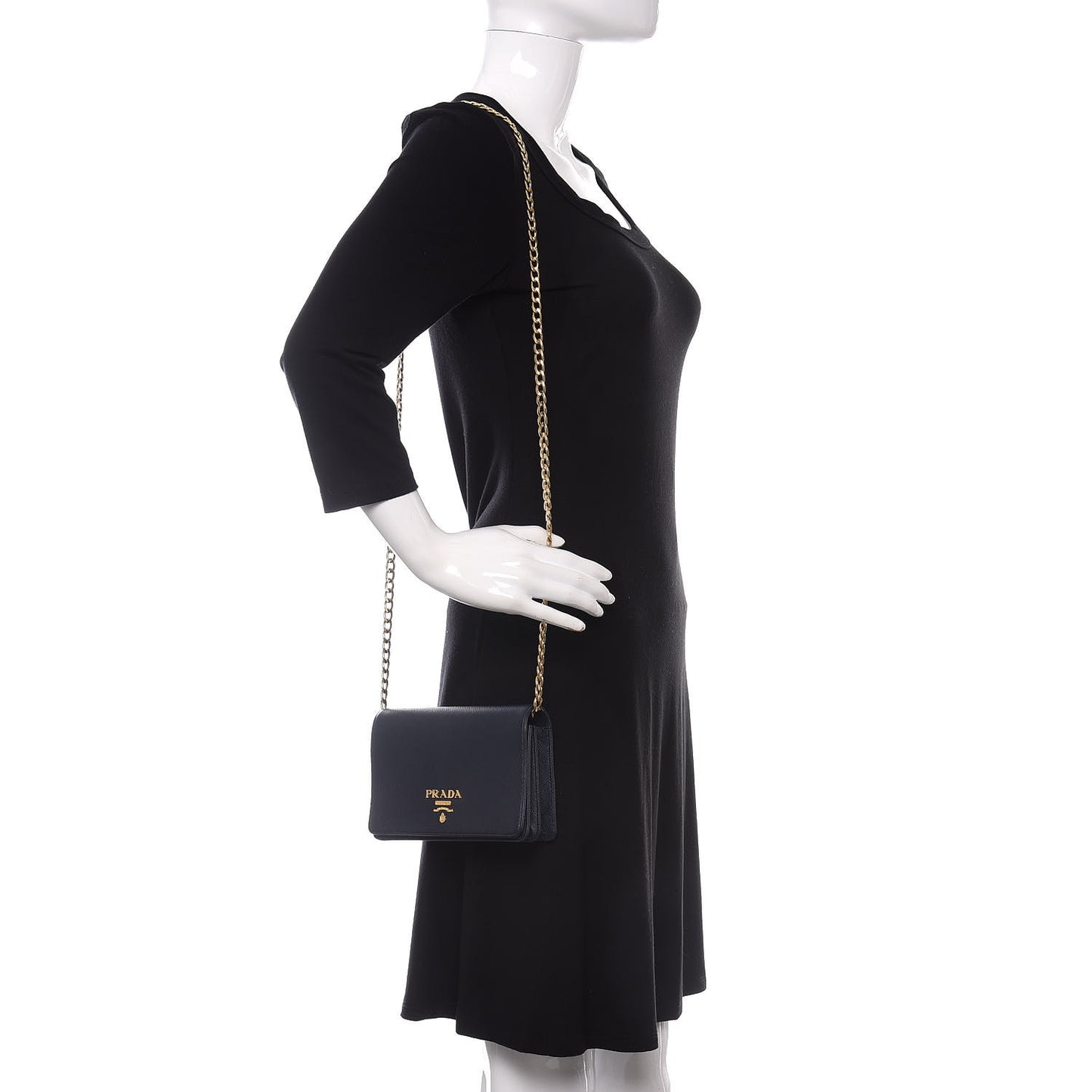 Saffiano Lux Chain Wallet Baltico