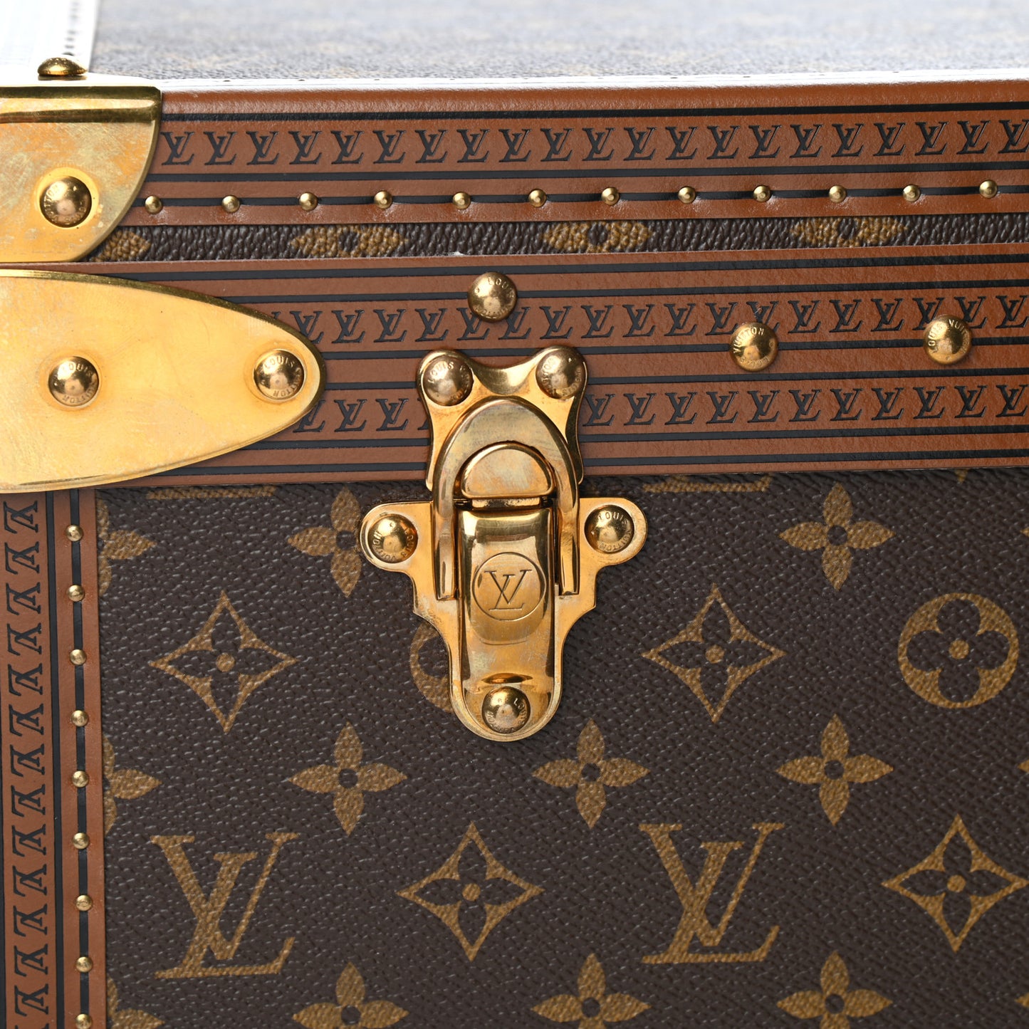 Monogram Alzer 80