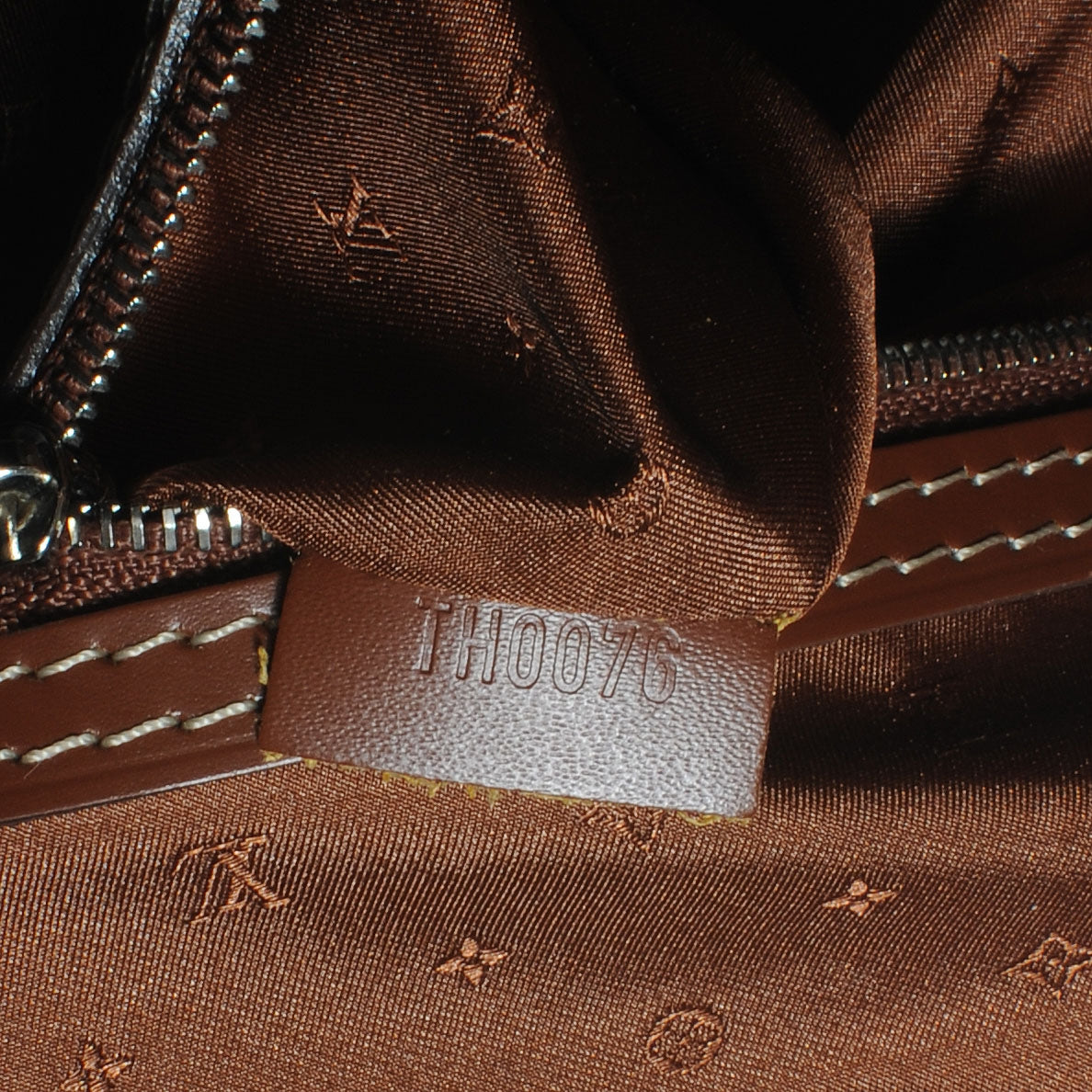 Louis Vuitton Suhali Lockit MM Sienne 8 of 11