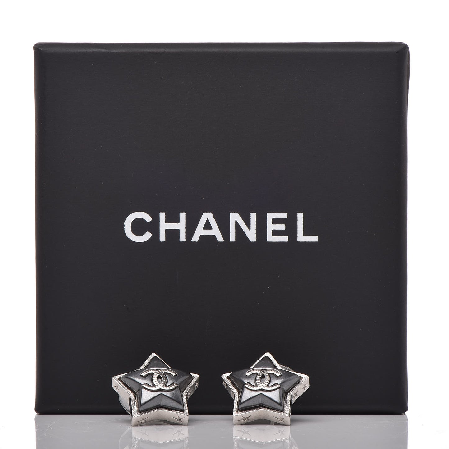 Resin CC Star Earrings Black Silver