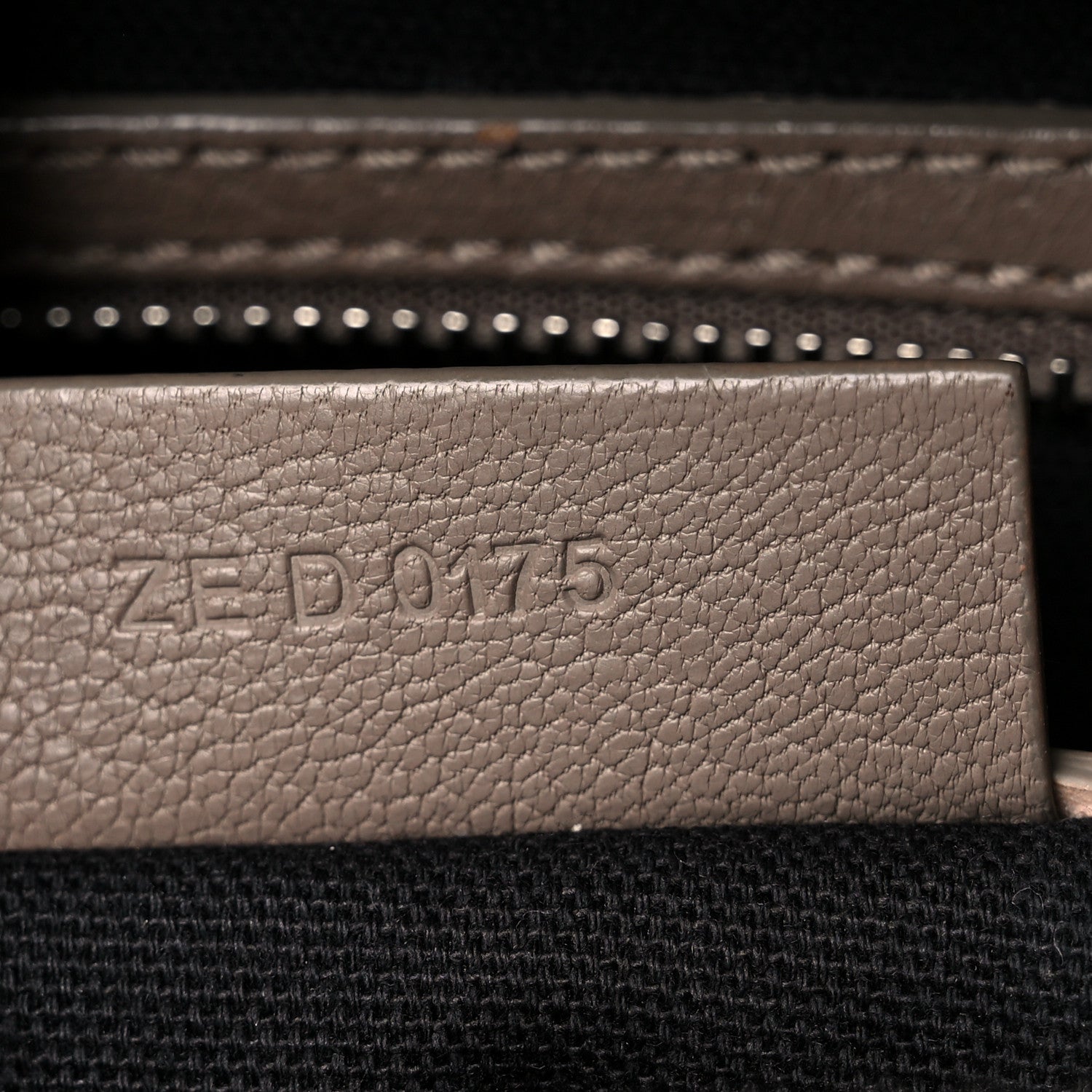 Givenchy Sugar Goatskin Small Antigona Mastic 6 of 23