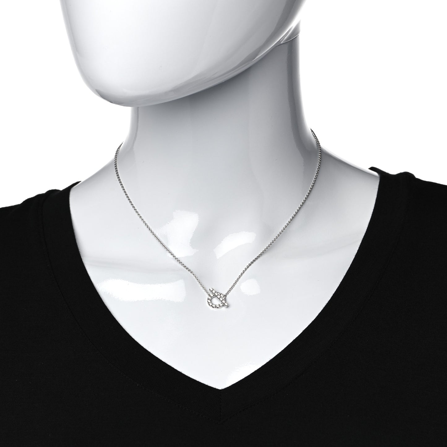 18K White Gold Diamond Finesse Pendant Necklace