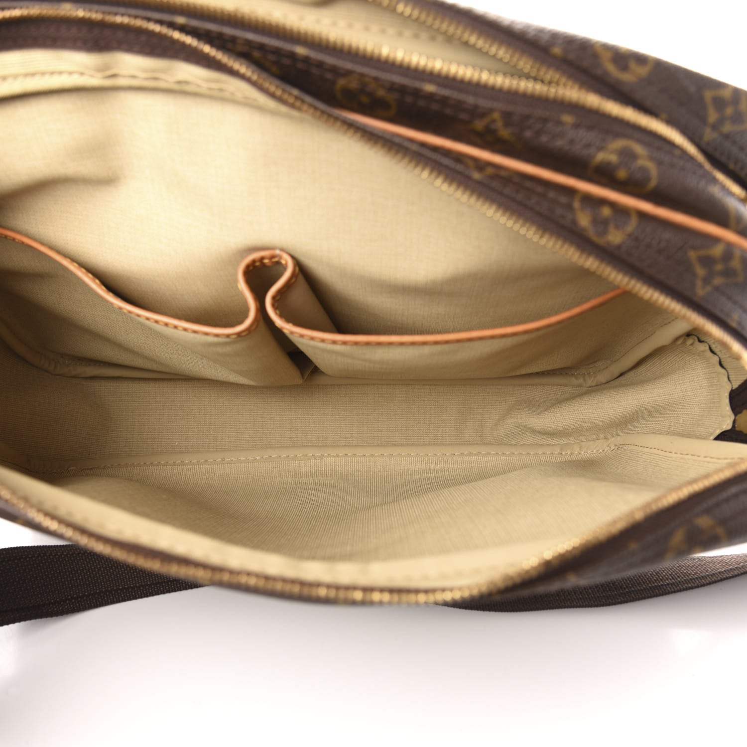 Louis Vuitton Monogram Reporter GM 5 of 10