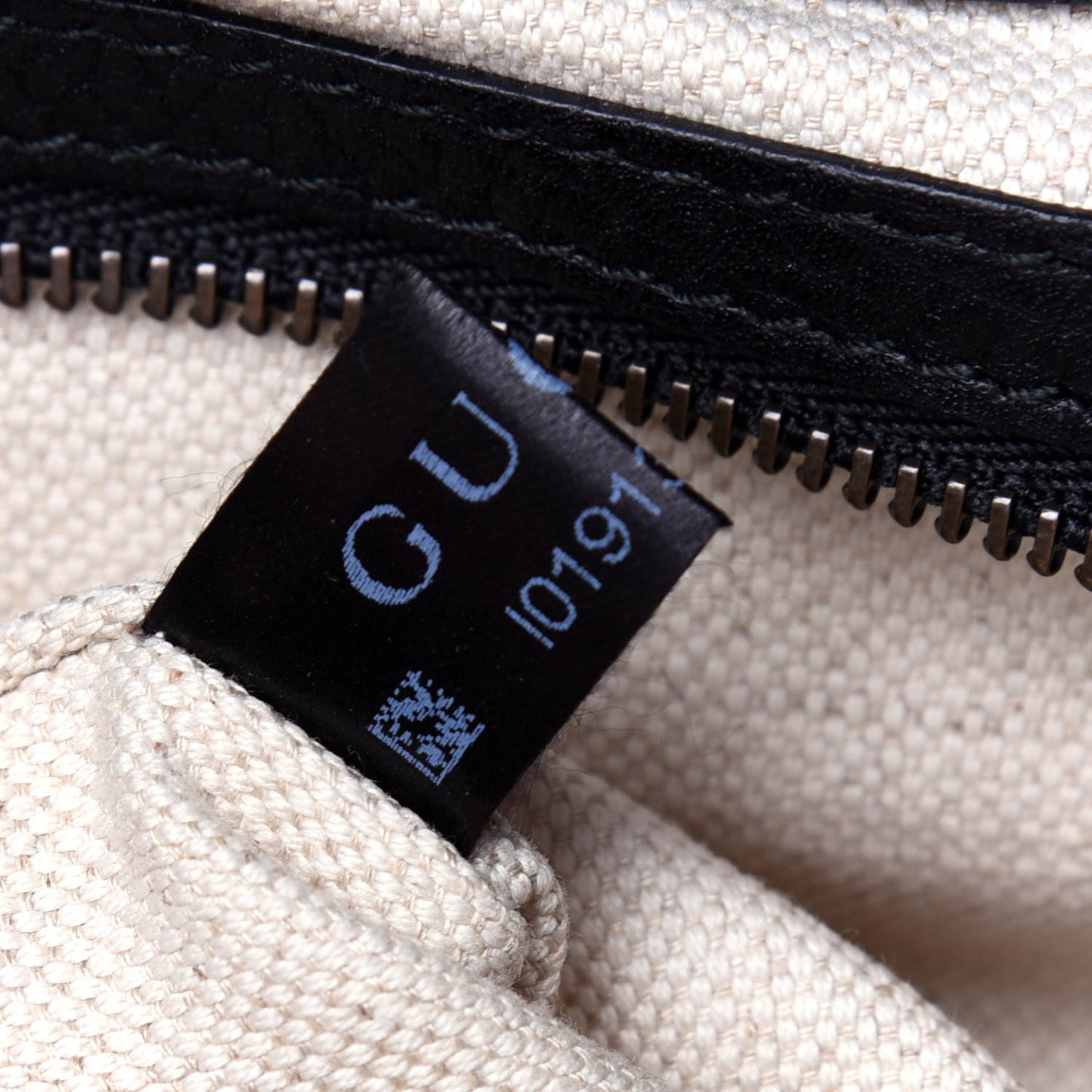 Cellarius Calfskin Feline GG Marmont Flap Shoulder Bag Black