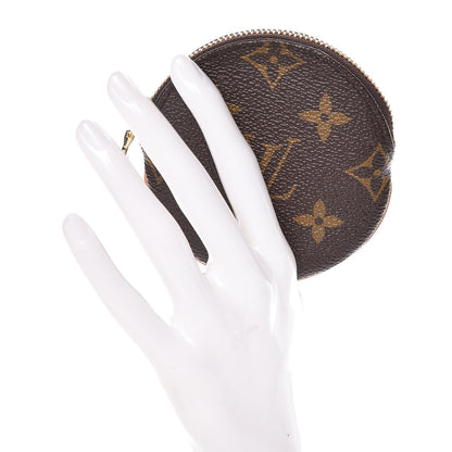 Louis Vuitton Monogram Round Coin Purse 2 of 8