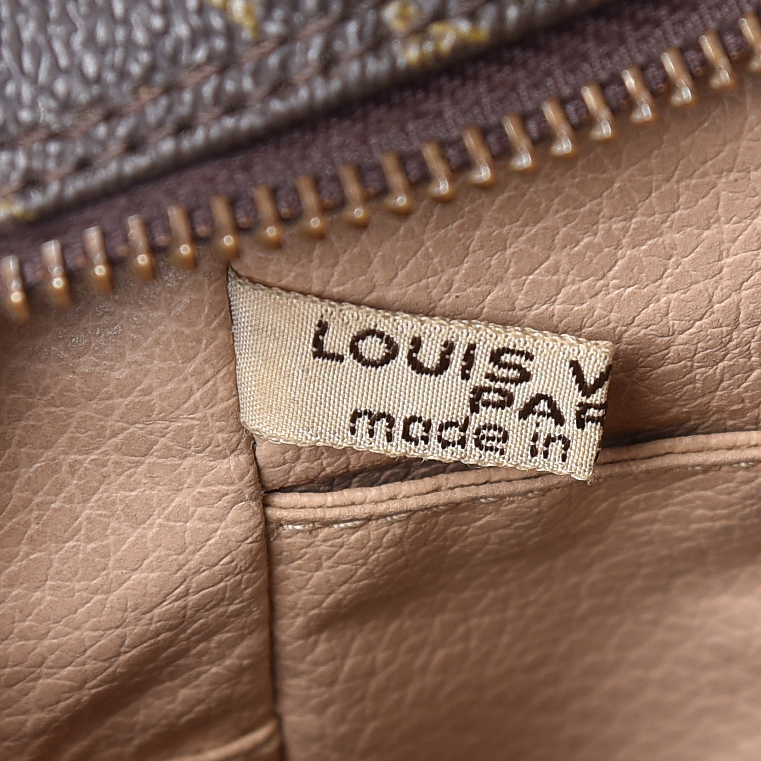 Louis Vuitton Monogram Trousse Toilette 28 8 of 16