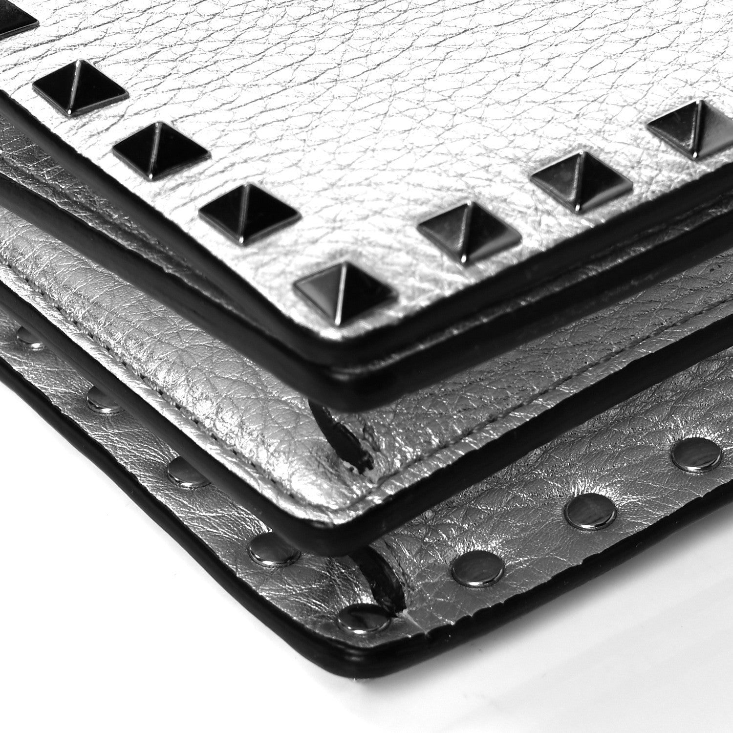 Valentino Garavani Metallic Pebbled Calfskin Rockstud Wallet on Chain Silver 12 of 15