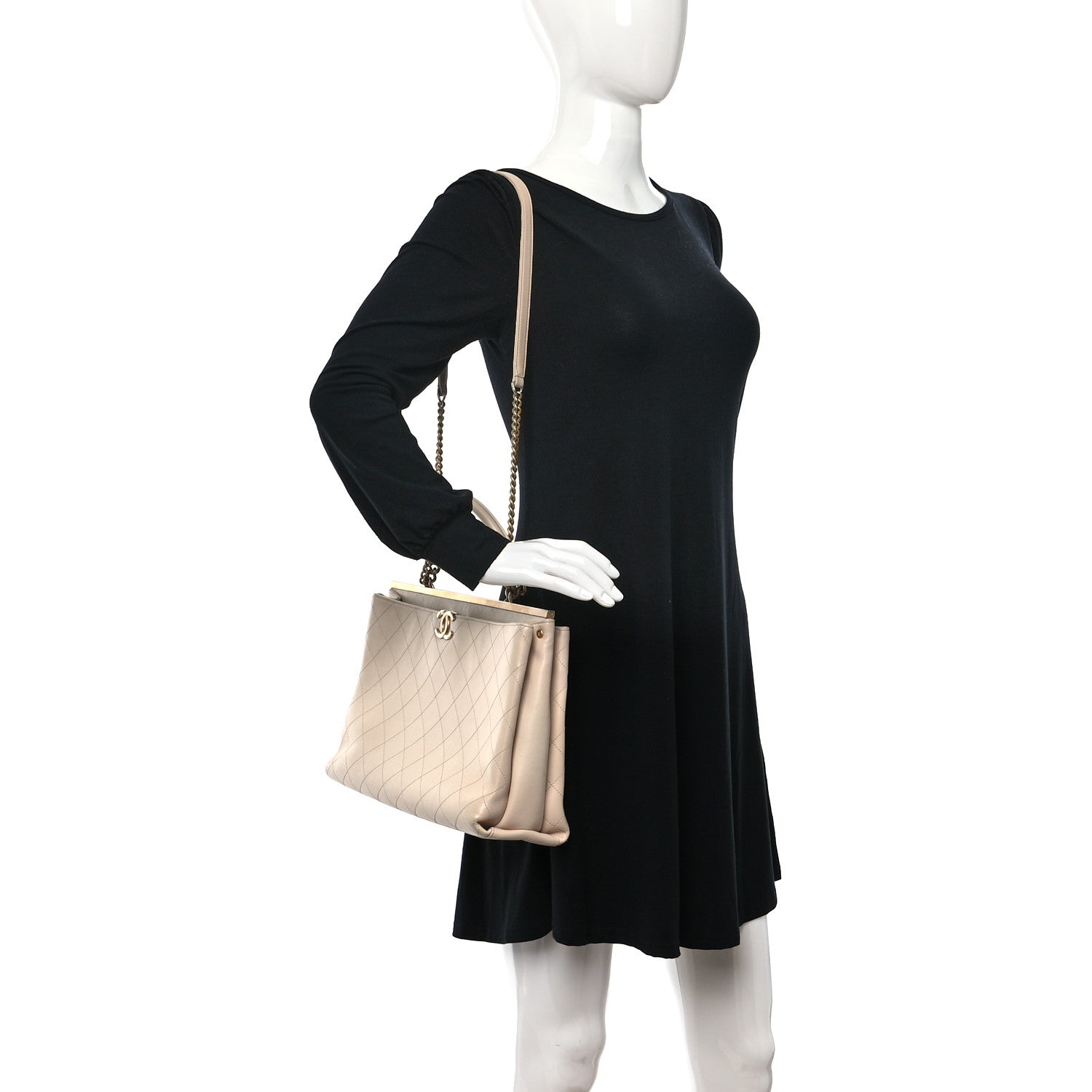 Chanel Lambskin Stitched Large Coco Luxe Tote White 2 of 17