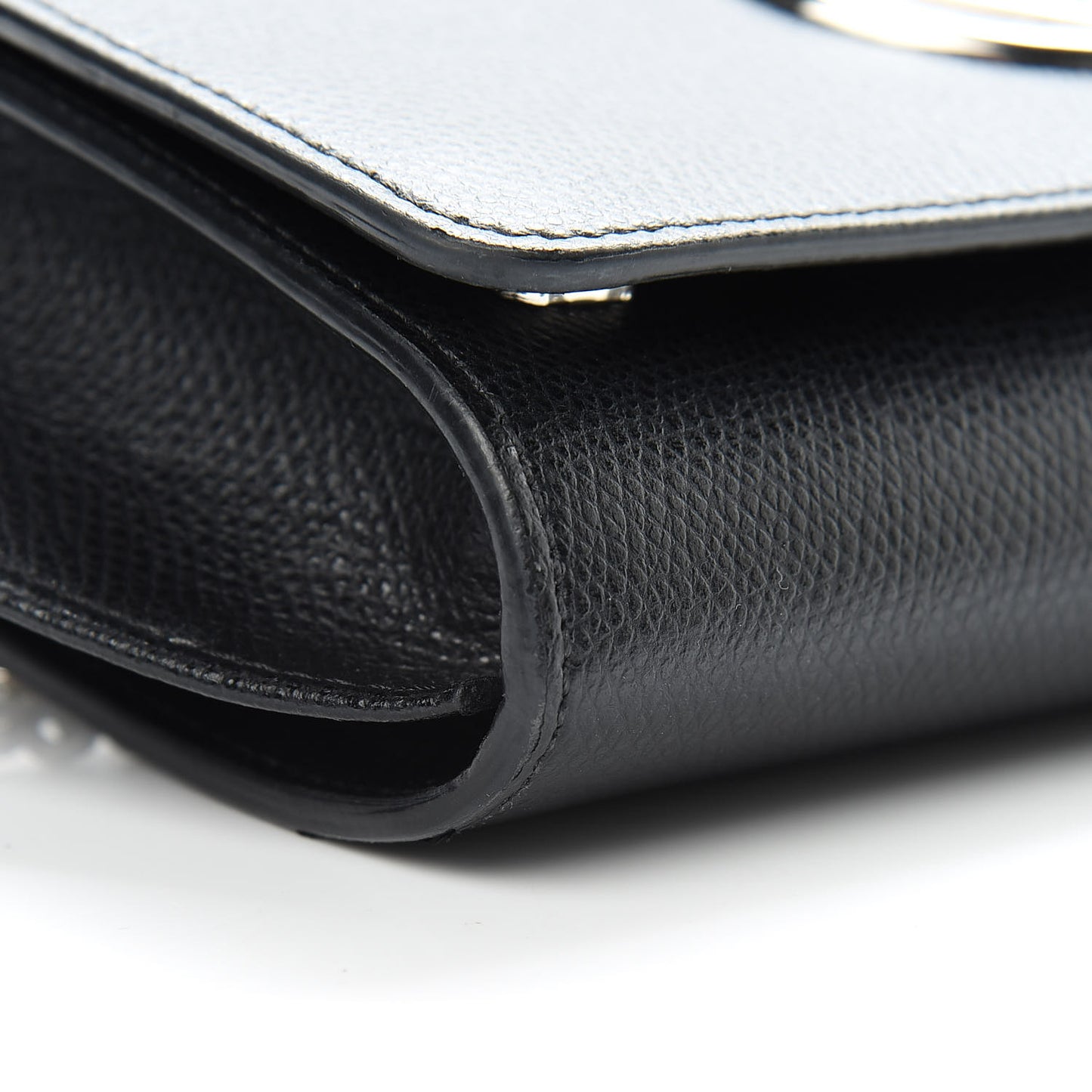 Vitello Cruise F is Fendi Wallet on Chain Black