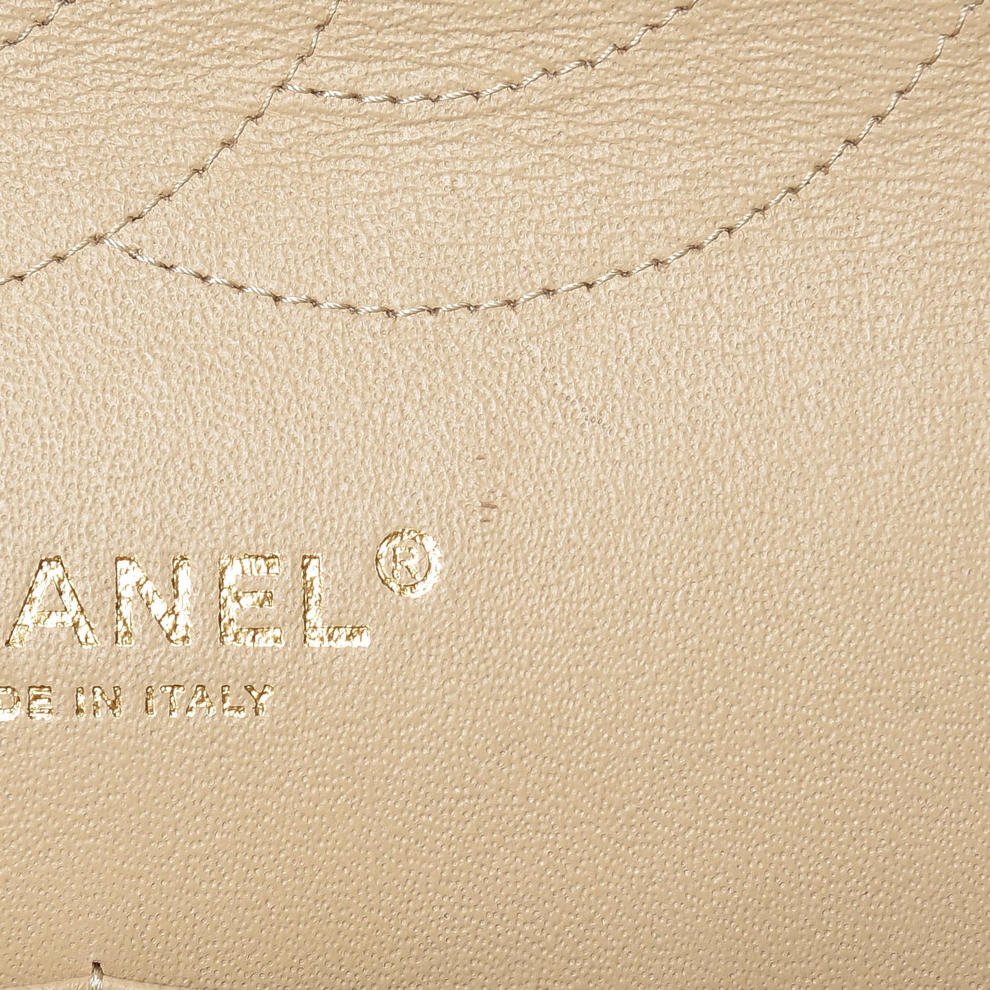 Caviar Quilted Jumbo Double Flap Beige Clair
