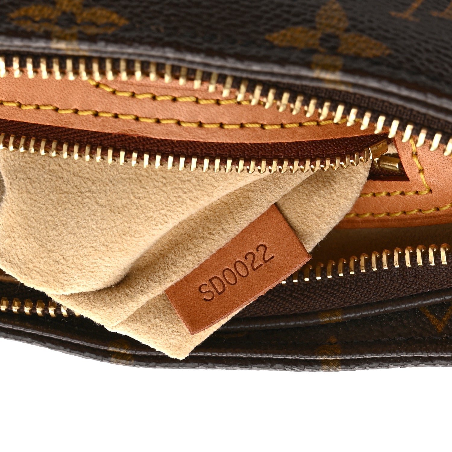 Louis Vuitton Monogram Looping MM 7 of 10