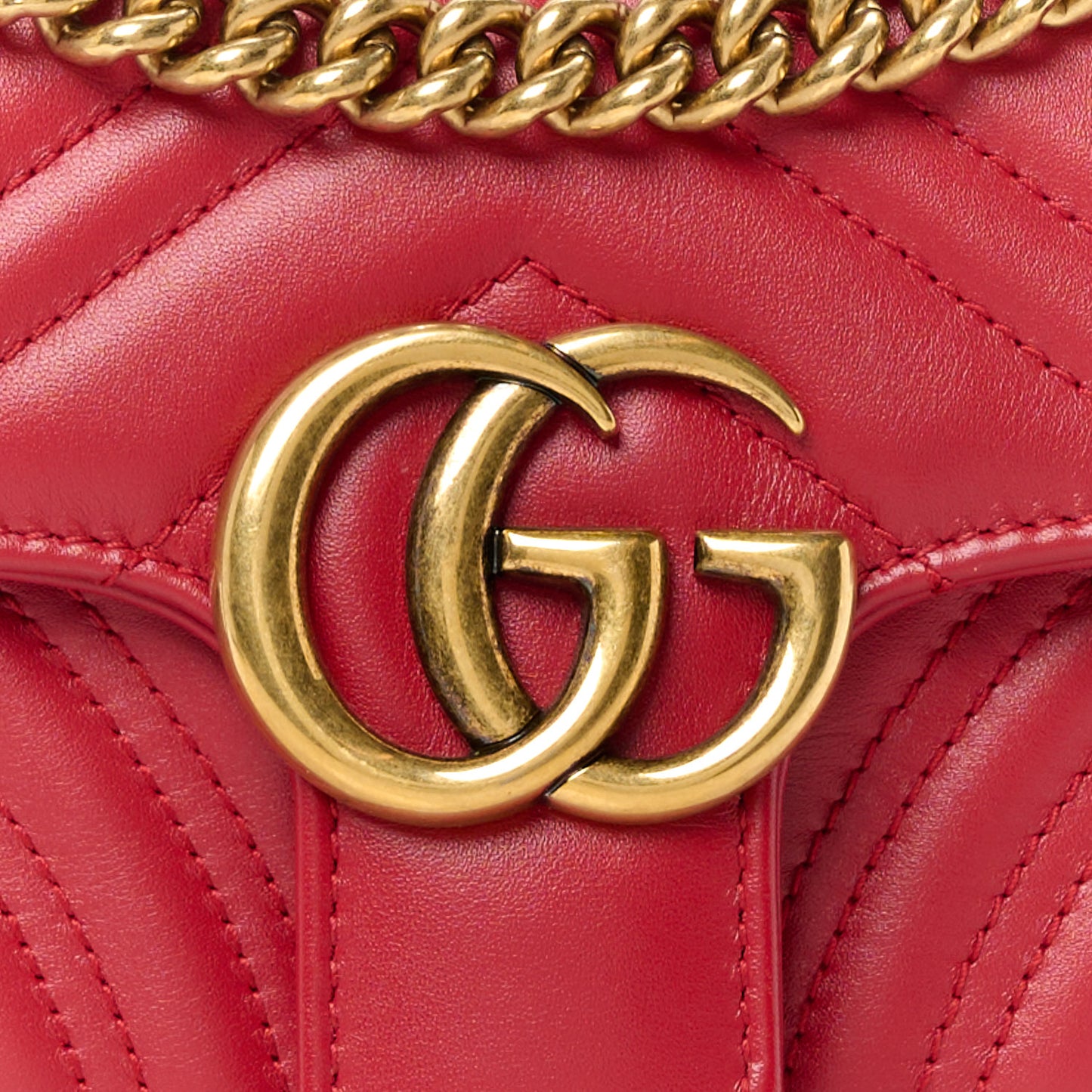 Calfskin Matelasse Mini GG Marmont Shoulder Bag Hibiscus Red