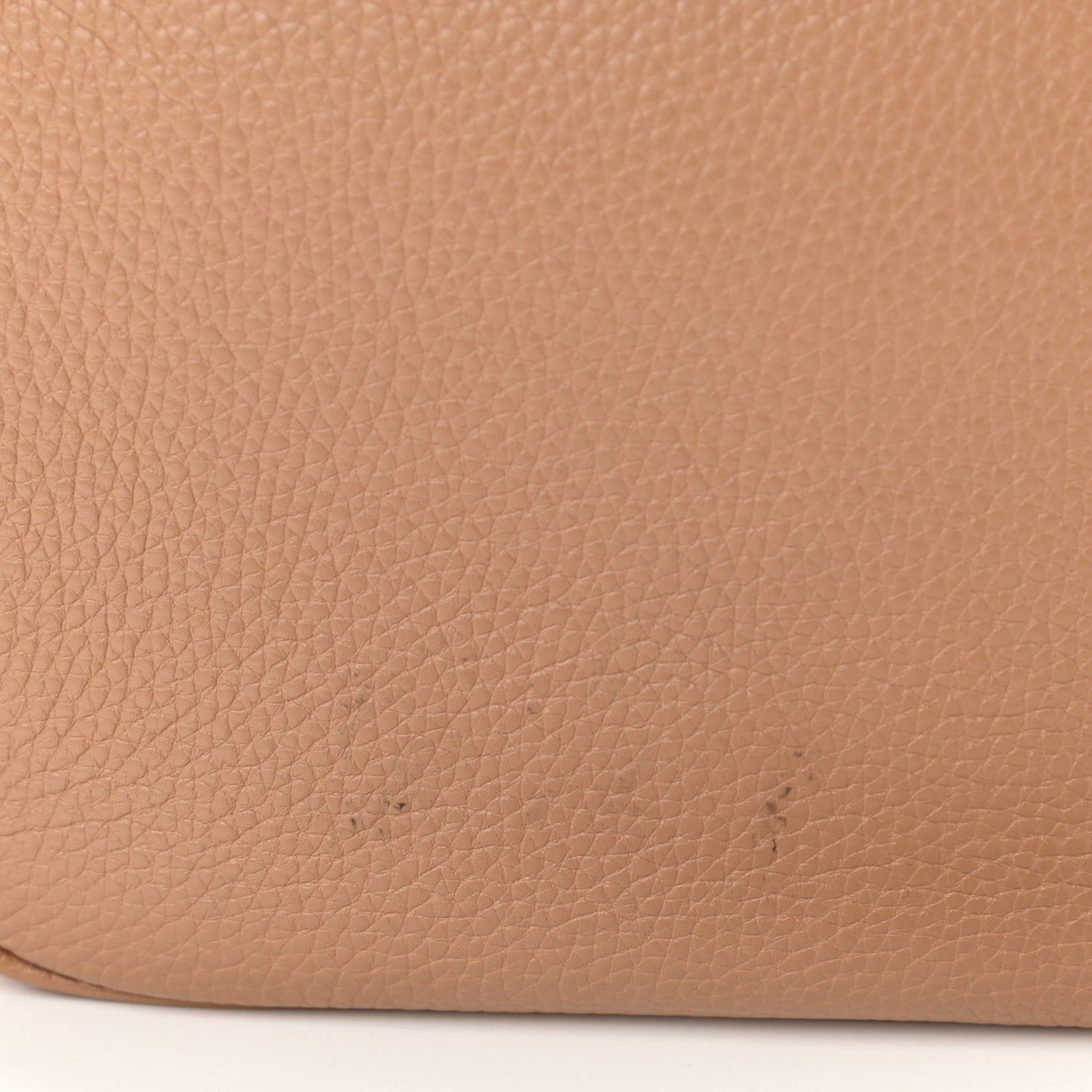 Pebbled Calfskin Small Soho Disco Bag Camelia