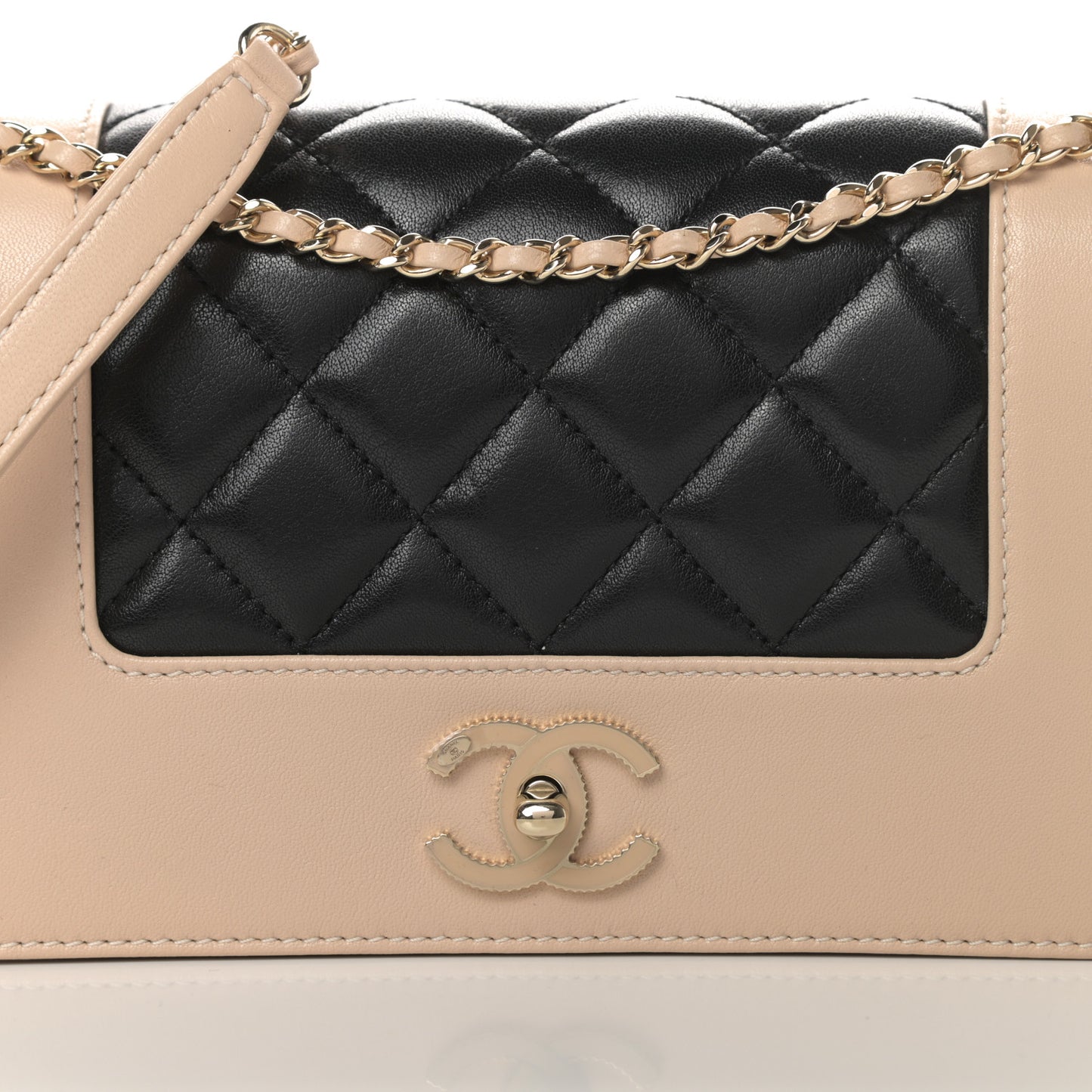 Sheepskin Quilted Medium Vintage Mademoiselle Flap Beige Black