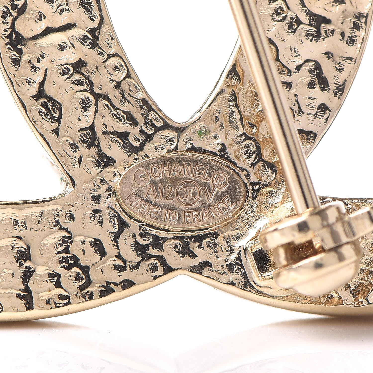 Chanel Pearl CC Brooch Light Gold 4 of 4