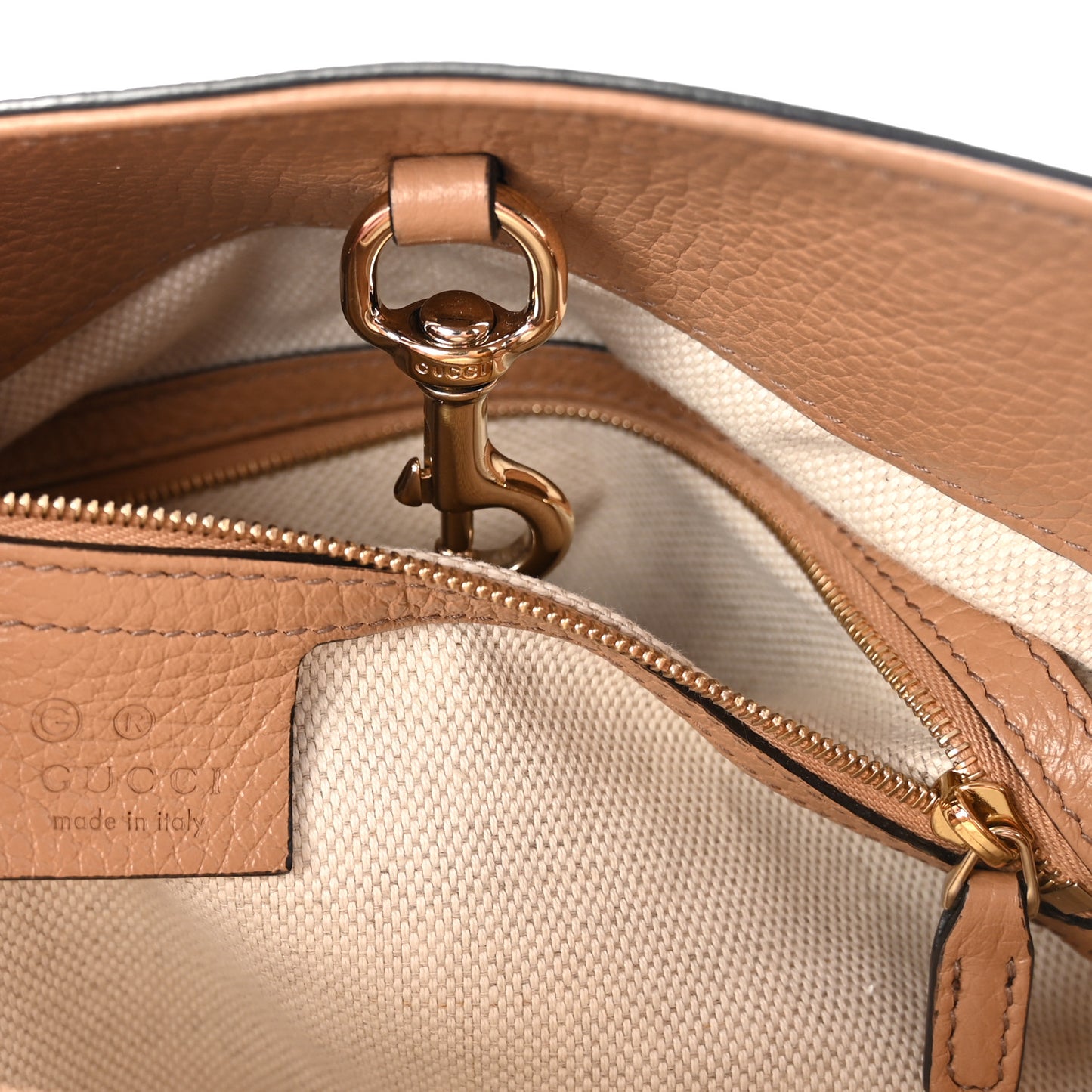 Pebbled Calfskin Medium Soho Chain Shoulder Bag Camelia