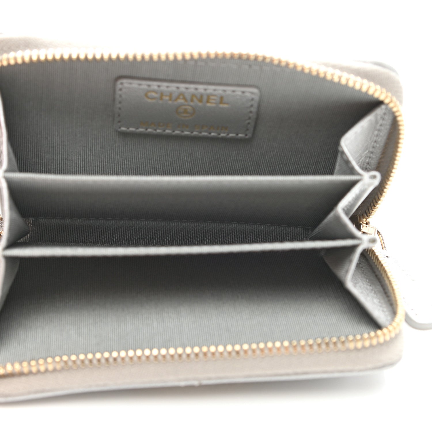 Chanel Metallic Goatskin Quilted Chanel 19 Zip Around Coin Purse Wallet Silver 5 of 8