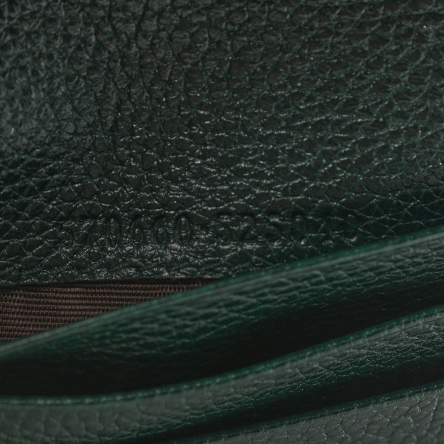 Grainy Calfskin Zumi Chain Card Case Wallet Vintage Green