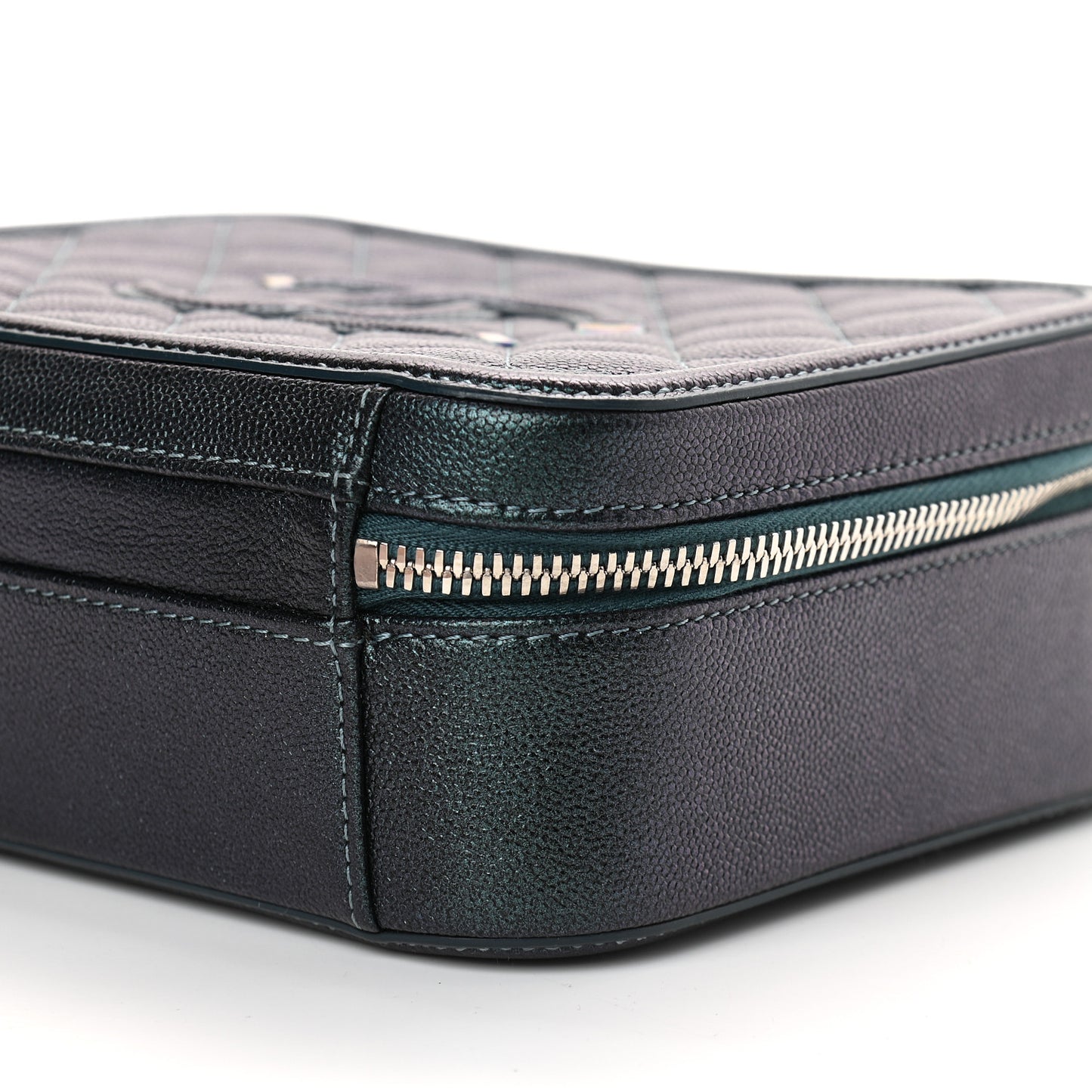 Iridescent Caviar Quilted Medium CC Filigree Vanity Case Dark Turquoise