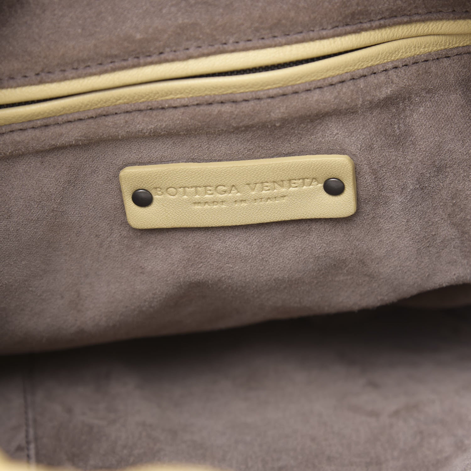 Bottega Veneta Nappa Intrecciato Medium Veneta Hobo Banane 6 of 11