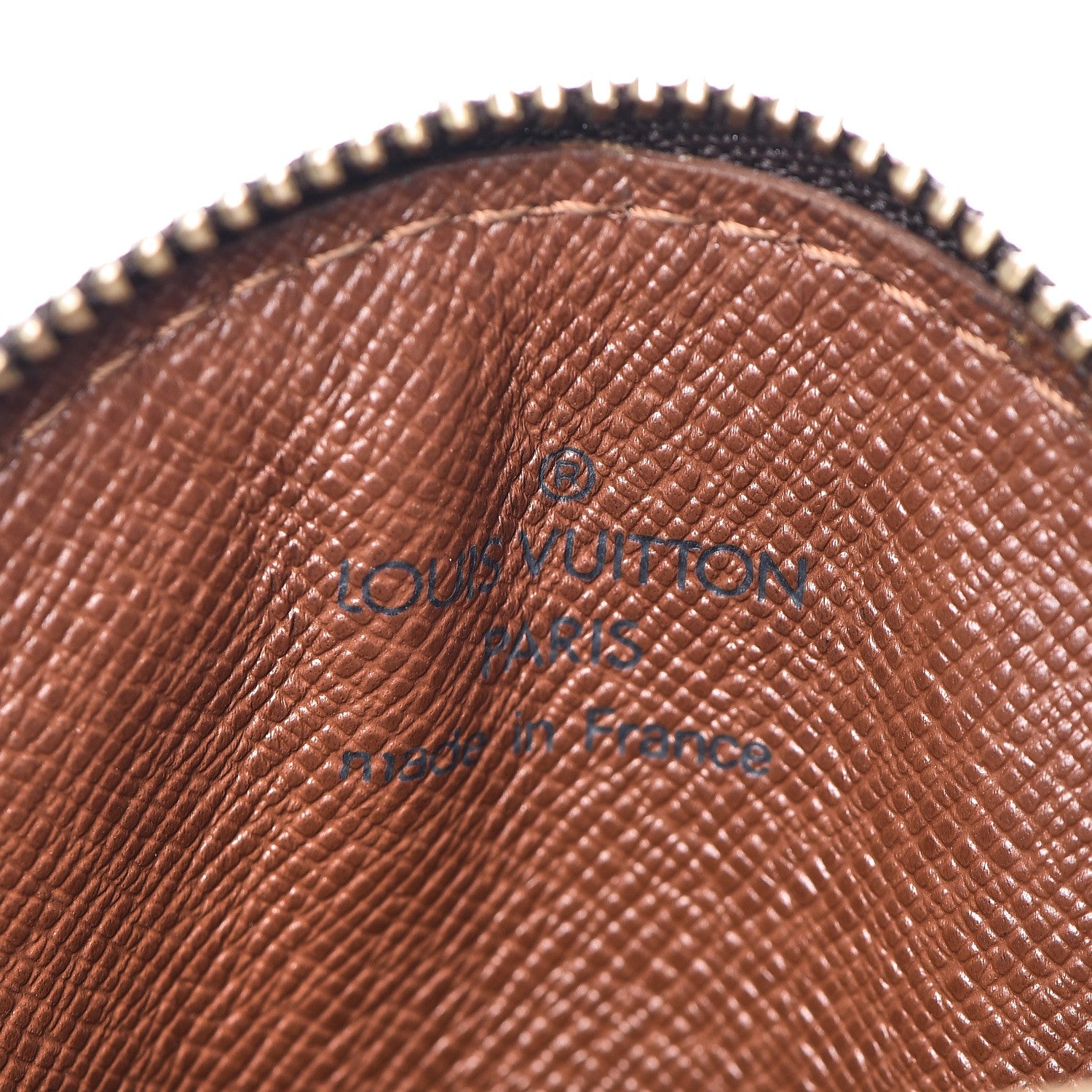 Louis Vuitton Monogram Round Coin Purse 6 of 7