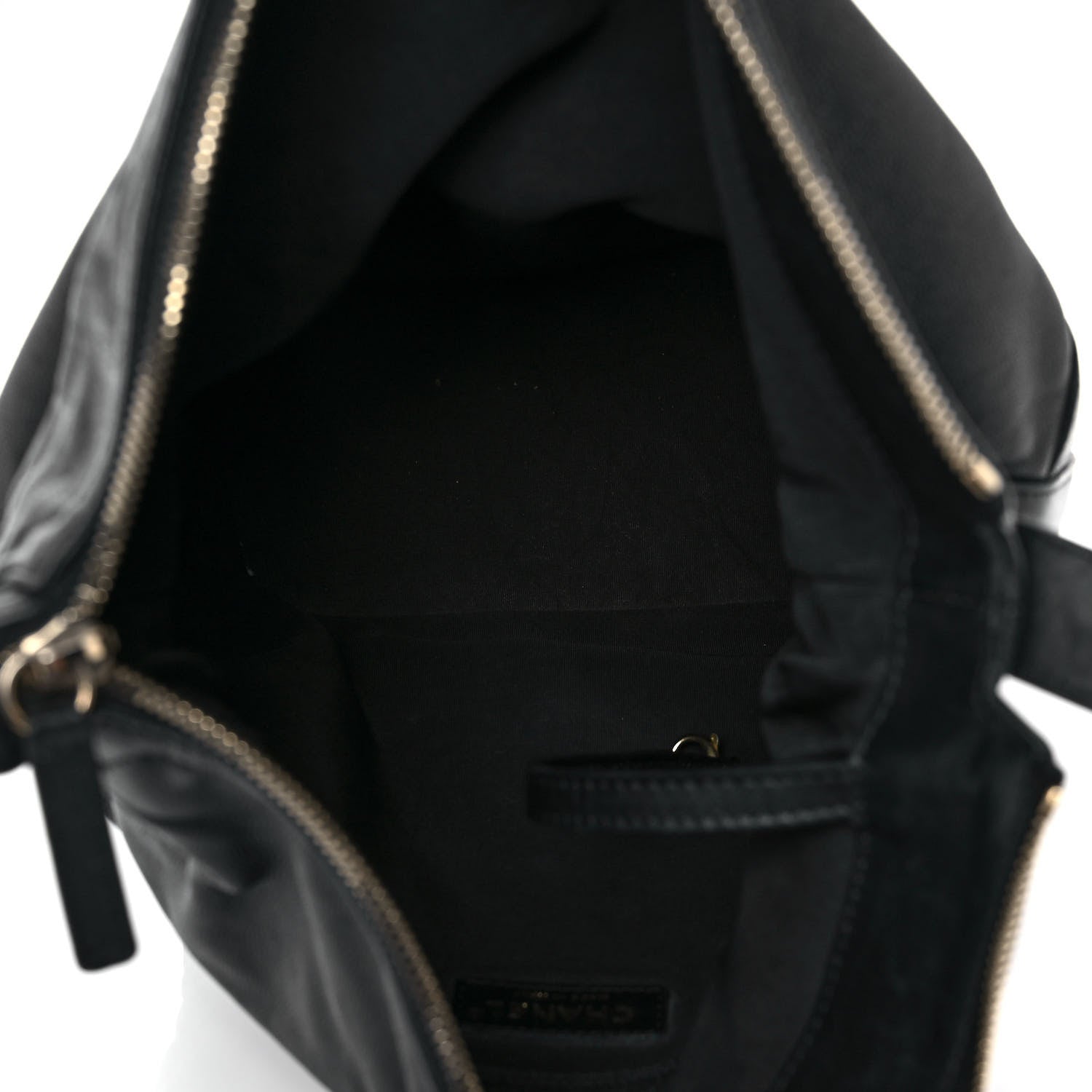 Chanel Caviar Lambskin Quilted Casual Style Hobo Black 4 of 10