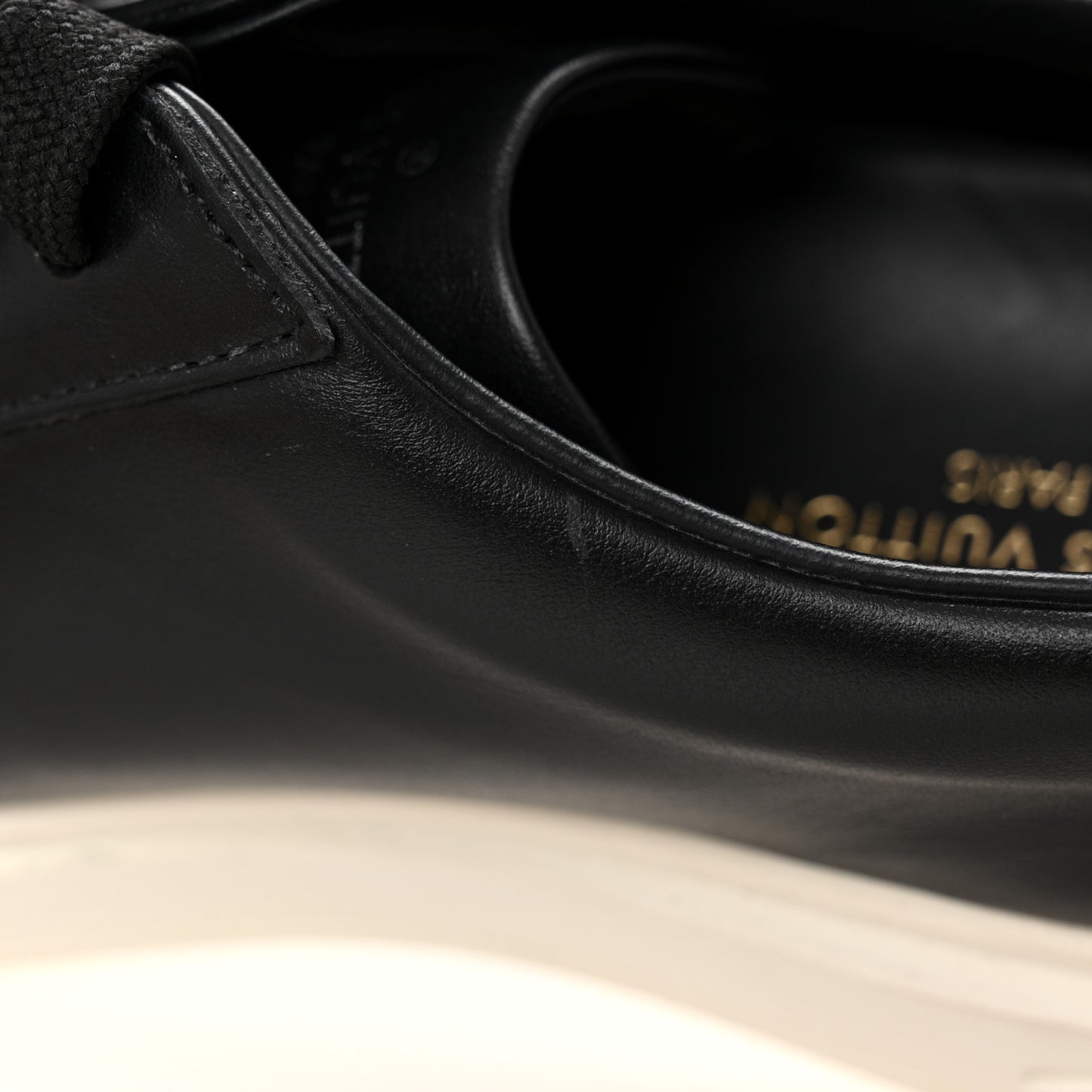Calfskin Time Out Sneakers 39 Black