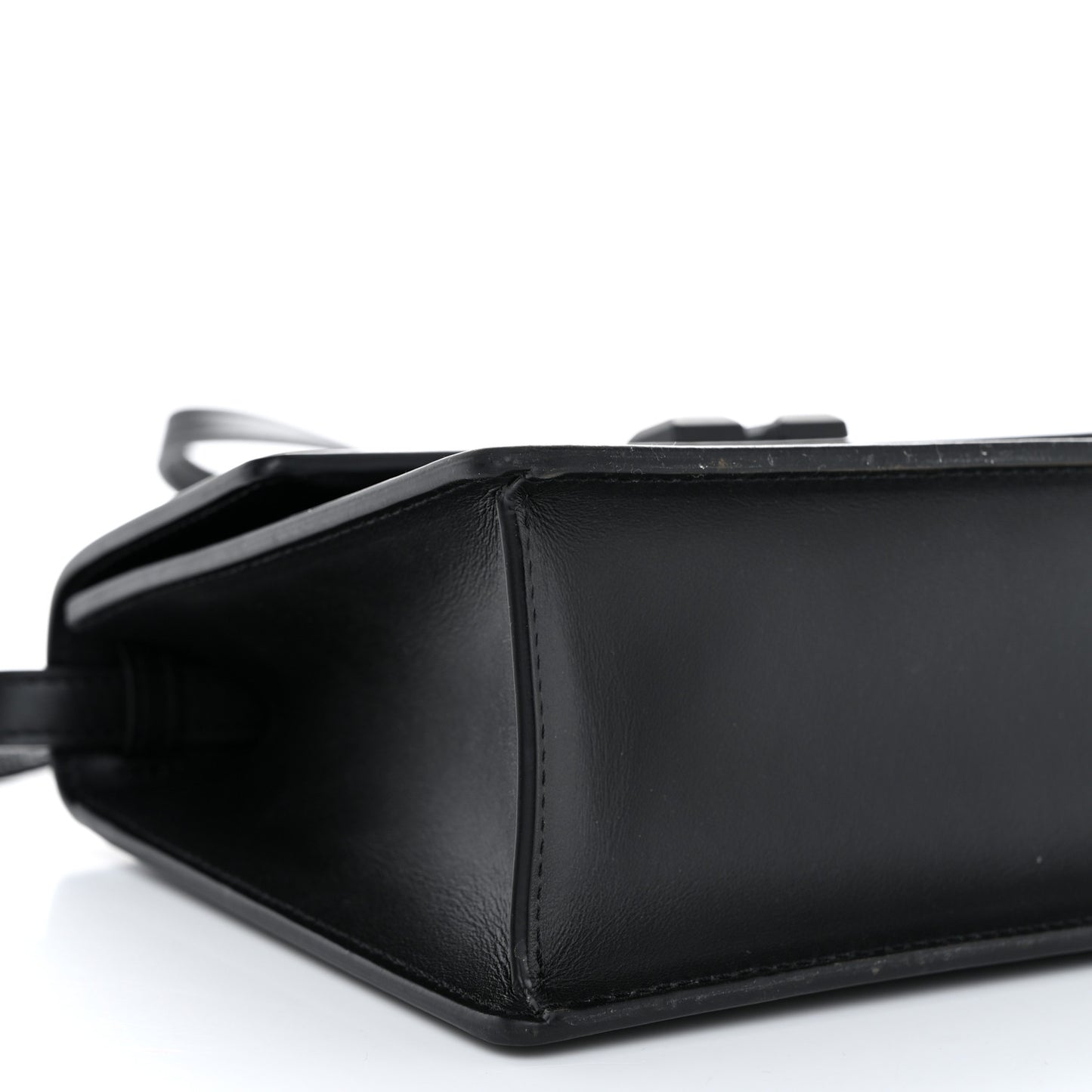Calfskin Jitney 1.4 Shoulder Bag Black