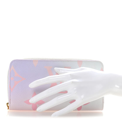 Louis Vuitton Monogram Giant Spring In The City Zippy Wallet Sunrise Pastel 2 of 9
