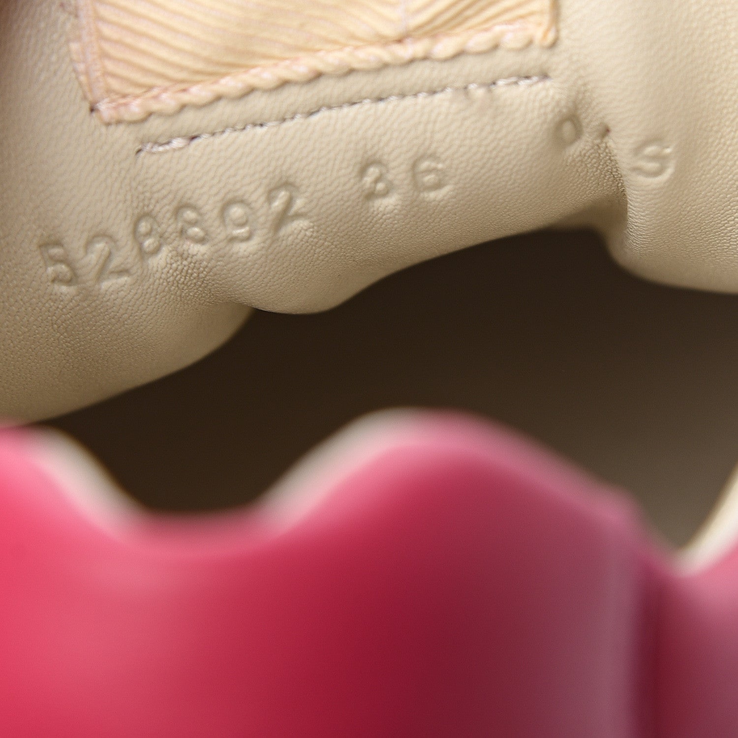 Gucci Calfskin Logo Womens Rhyton Sneakers 36 Box Pink 9 of 10